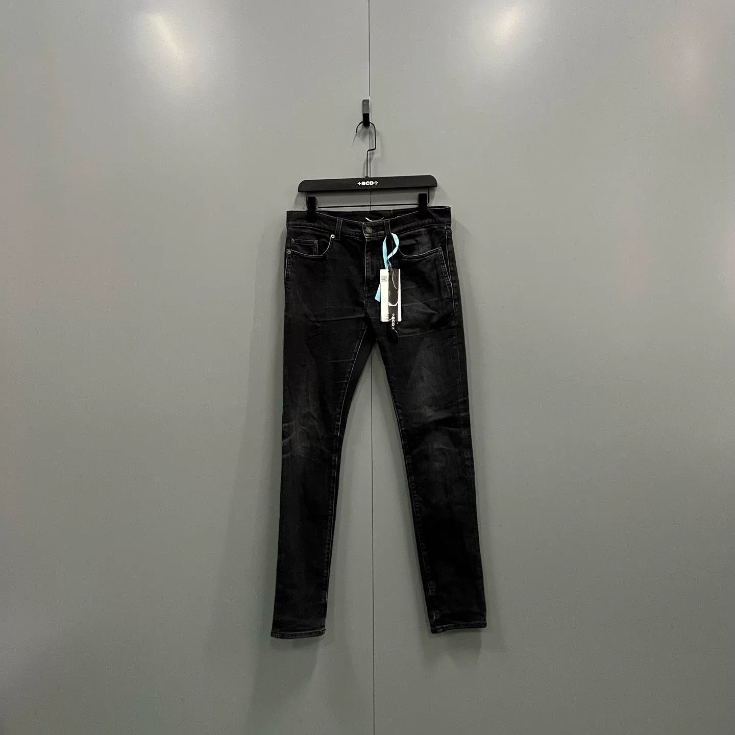 saint laurent slim fit denim jeans