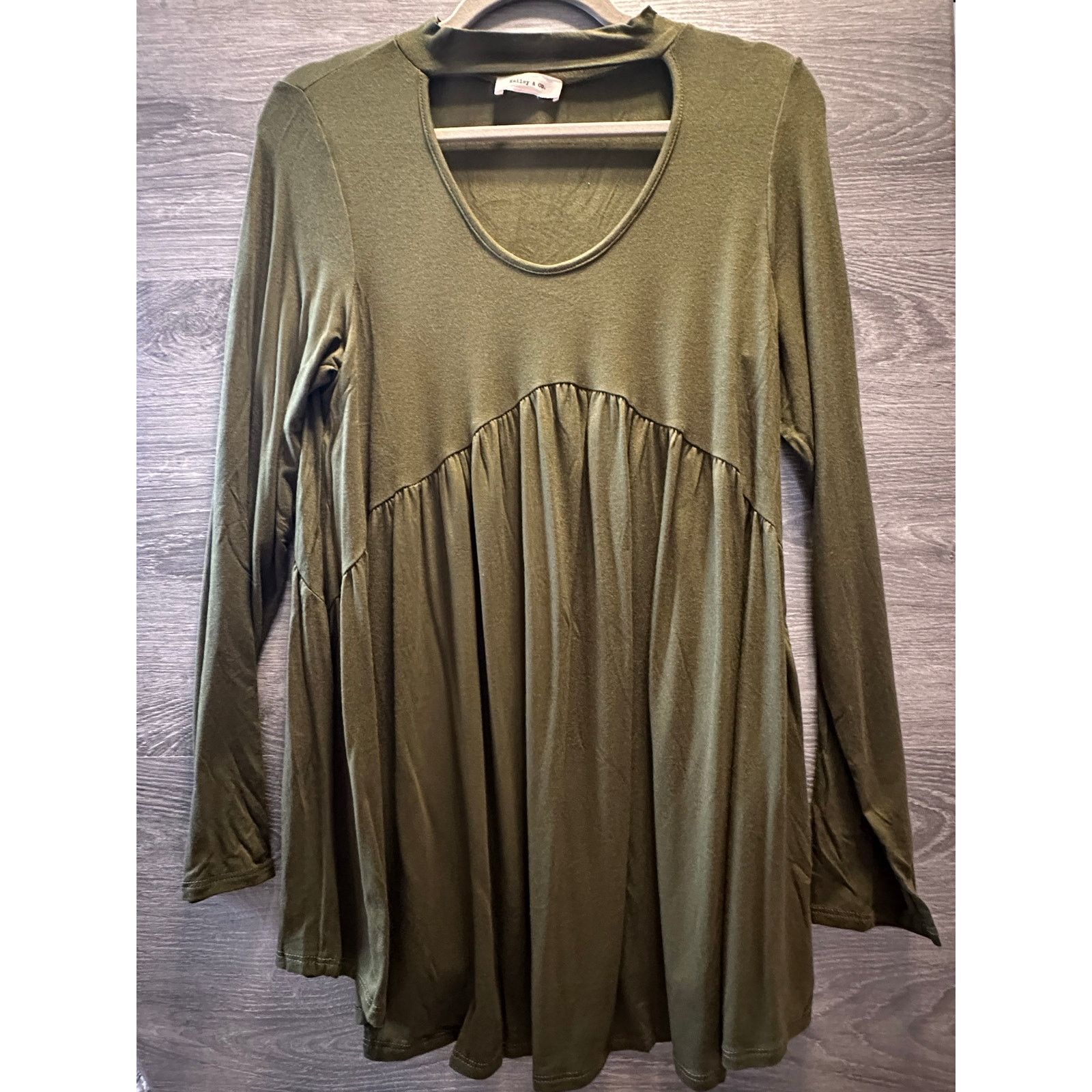 Other Green baby doll boutique top (S) Size S / US 4 / IT 40 - 1 Thumbnail