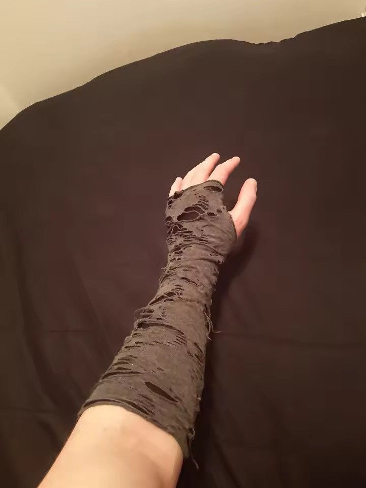 Other Gothic Black Fingerless Gloves Size ONE SIZE - 4 Thumbnail