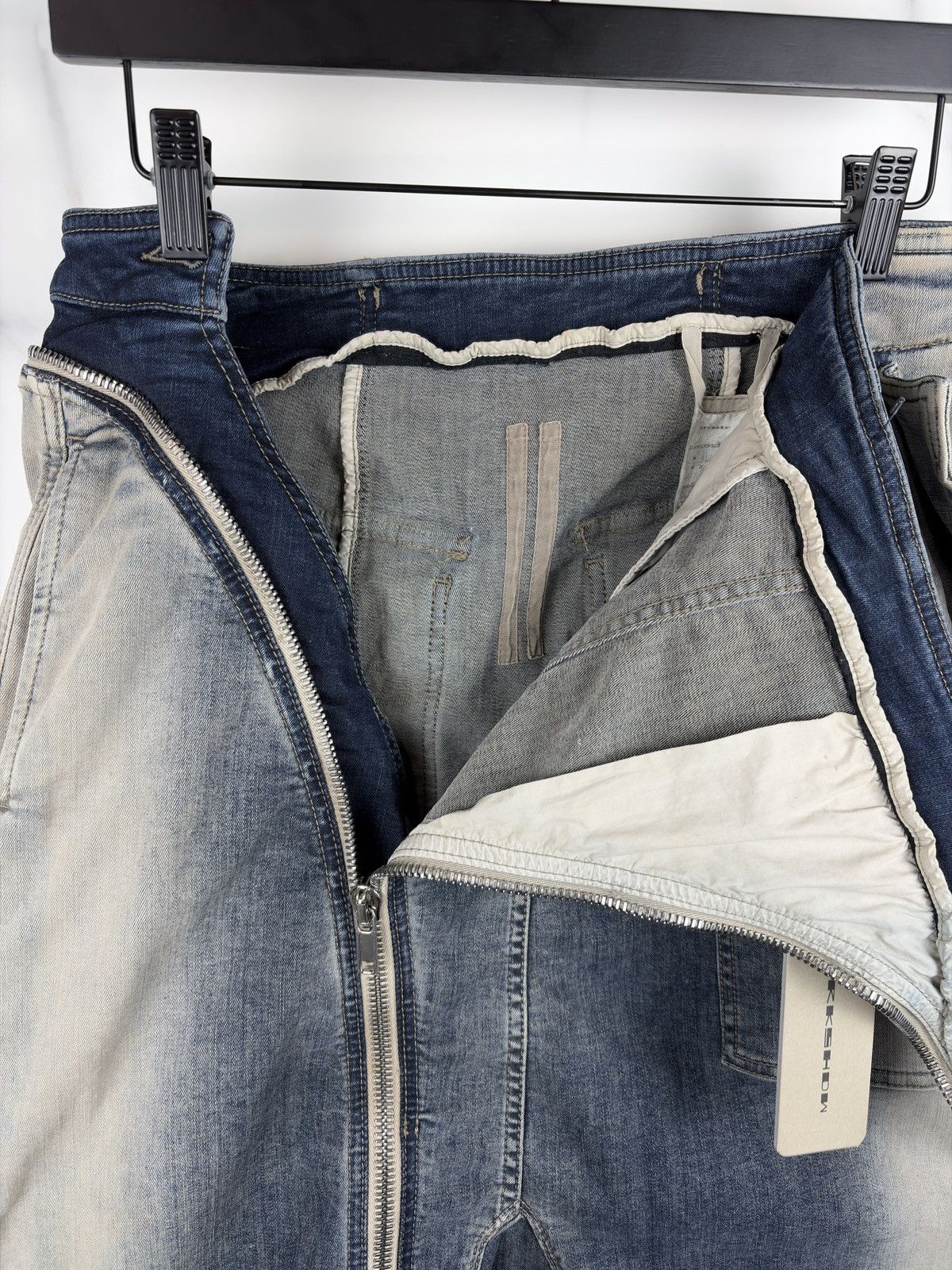 Rick Owens SS23 Rick Owens Mineral Pearl Aircut Zip Pod Shorts Size US 32 / EU 48 - 3 Thumbnail