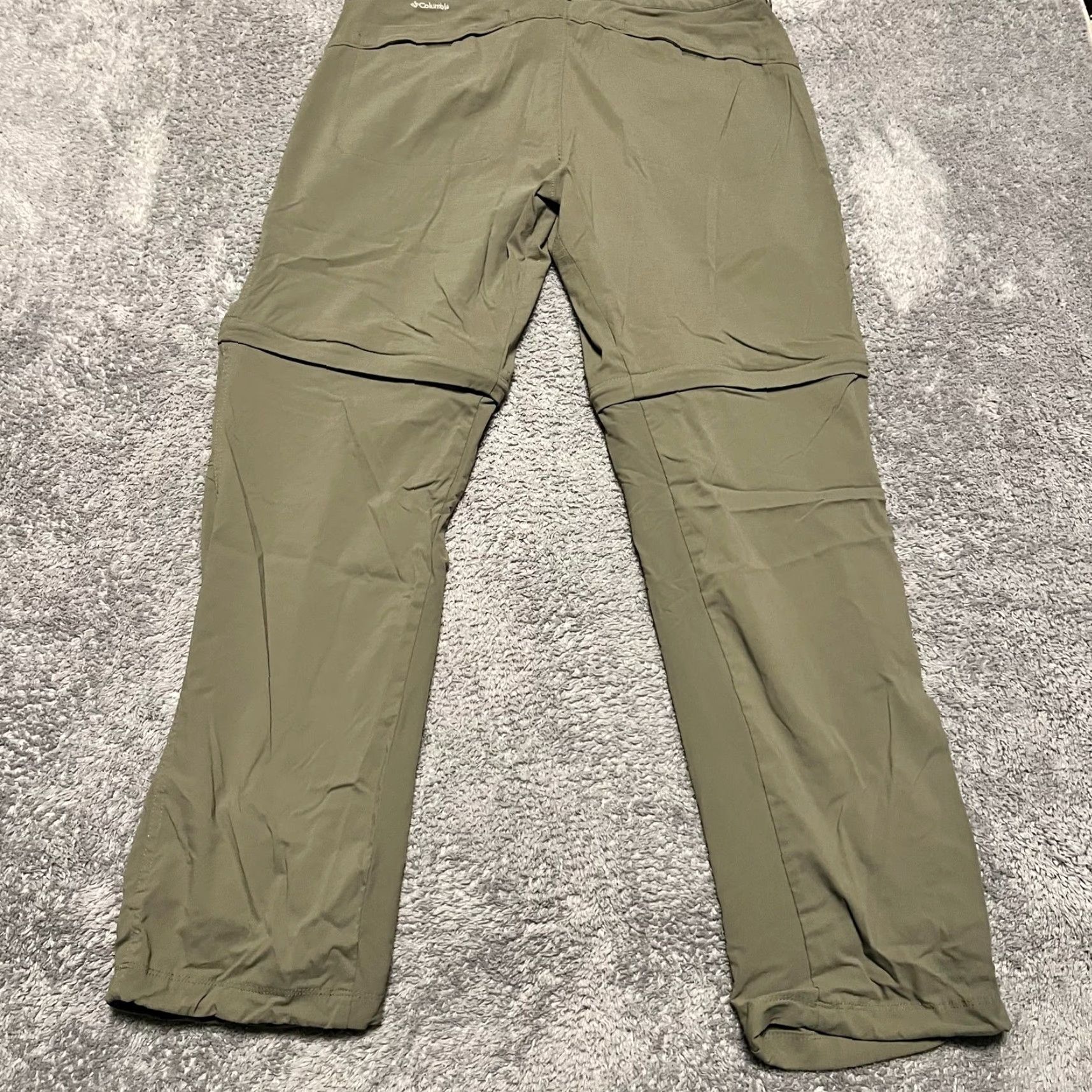 Vintage Columbia Pants Womens 16 Green Zip Off Convertible Shorts Hiking Nylon Cargo Women 16 Green Zip Off Convertible Hiking Nylon Size 38" / US 16 / IT 52 - 4 Thumbnail