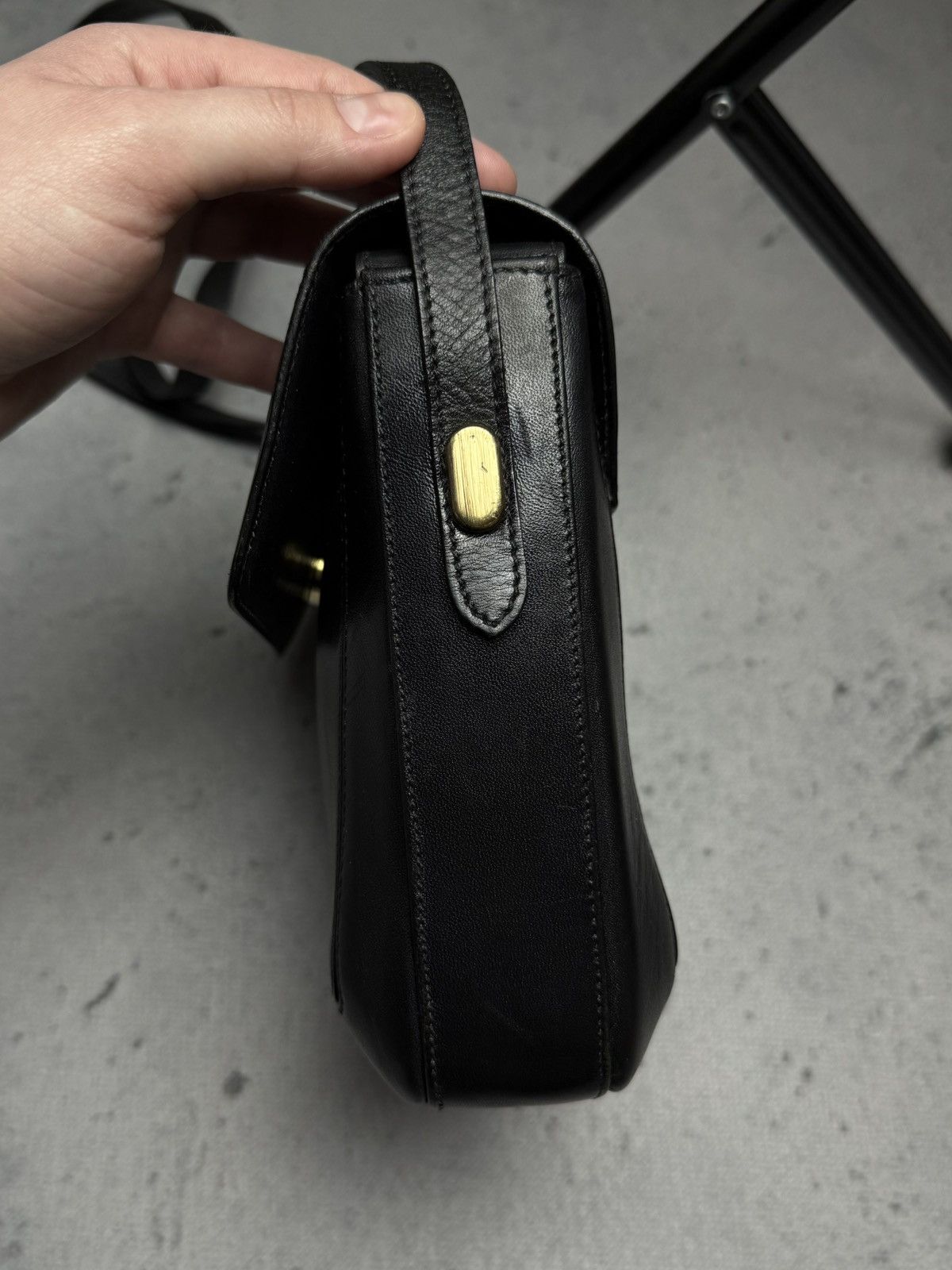 Etienne Aigner Vintage 90s Etienne Aigner Leather Crossbody Shoulders Bag Size ONE SIZE - 5 Thumbnail
