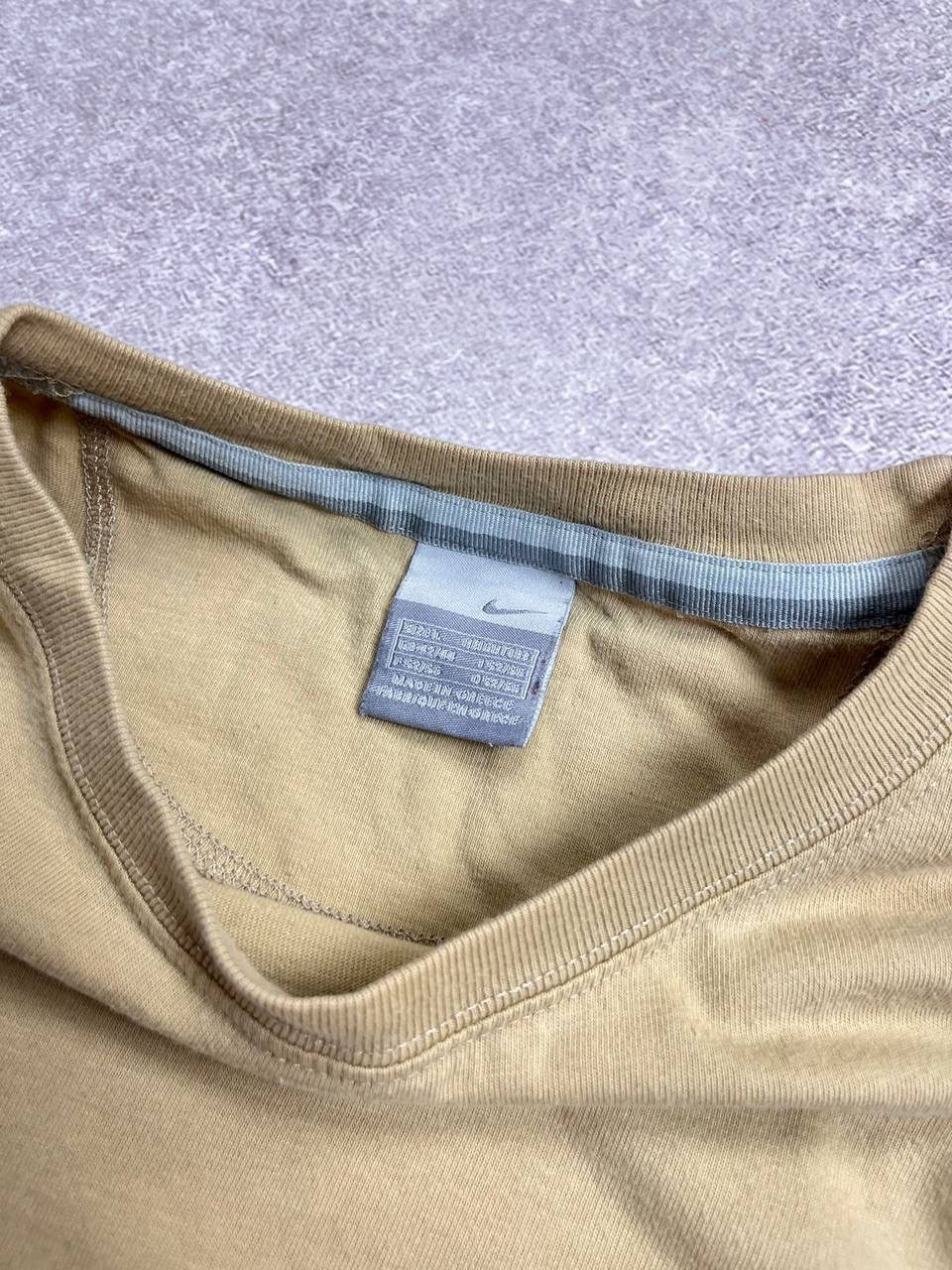 Nike Vintage Nike Swoosh Beige Tank Top L Size US L / EU 52-54 / 3 - 3 Thumbnail