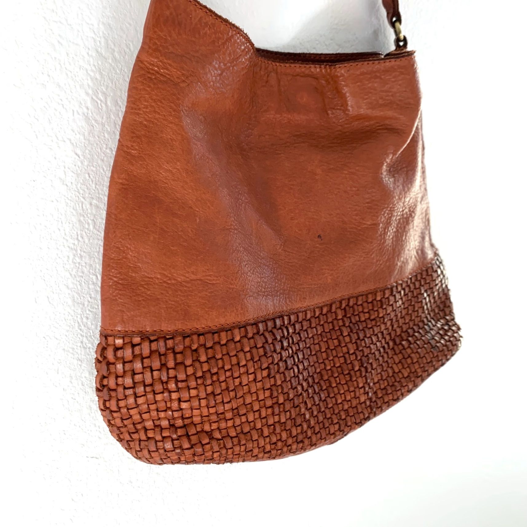 Vintage Marta Ponti Portugal Woven Leather Shoulder Bag Purse Women Medium Brown Distressed Leather 14in 11in 4in Size ONE SIZE - 2 Thumbnail