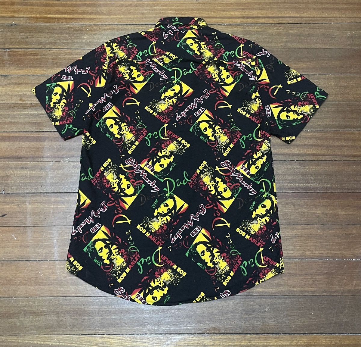 Band Tees Very Rare Vintage Singer Bob Marley Full Print Shirt 1990s Size US XL / EU 56 / 4 - 2 Thumbnail