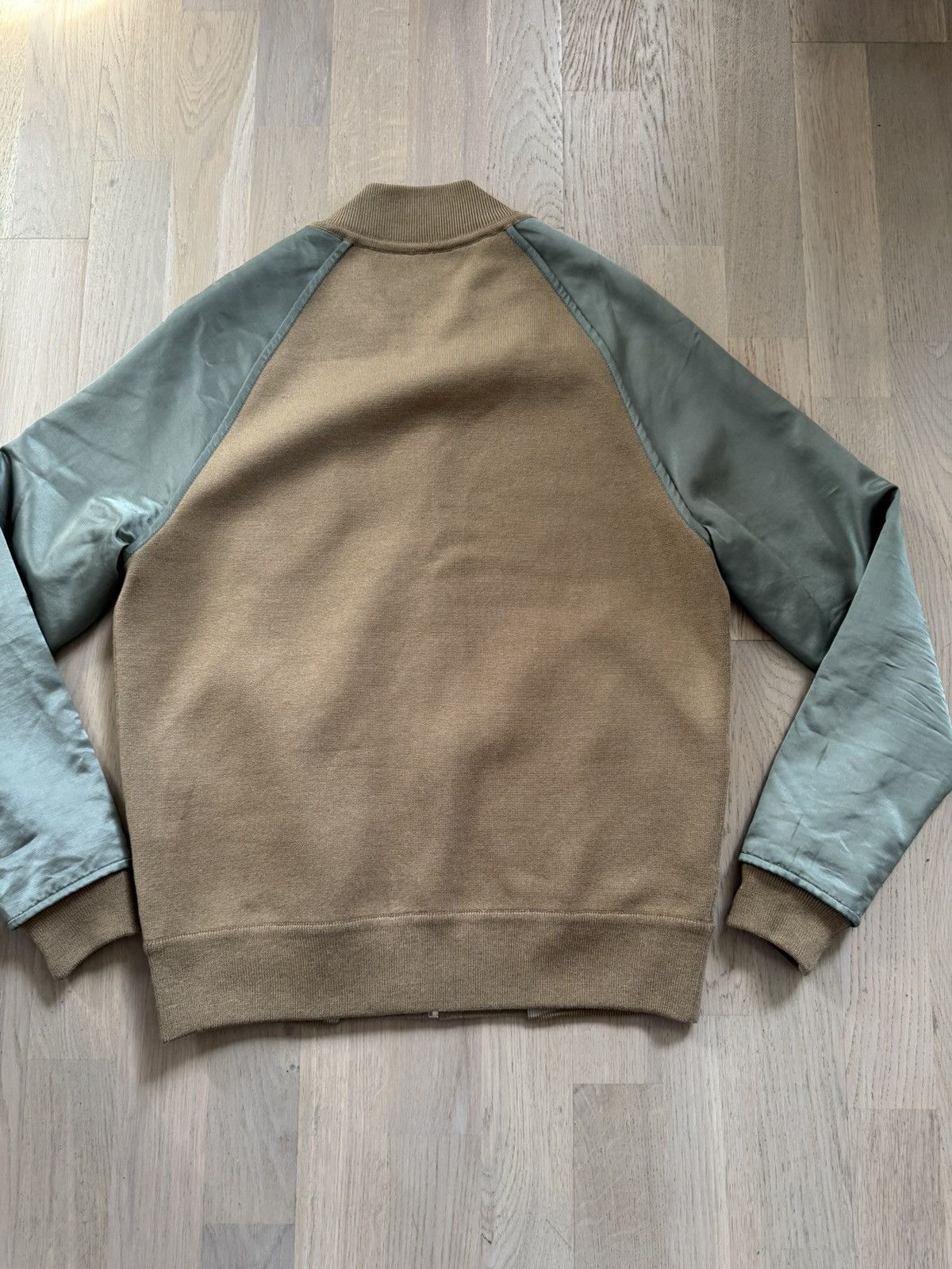 Louis Vuitton LOUIS VUITTON bomber jacket SEE REAL MEASUREMENTS IN PHOTOS Size US S / EU 44-46 / 1 - 9 Thumbnail