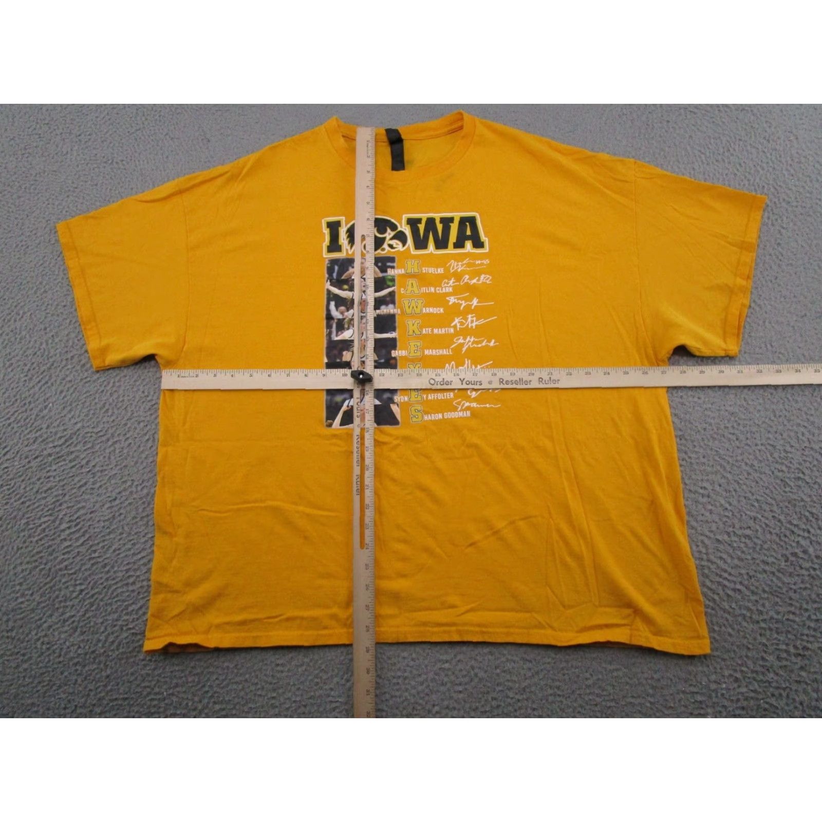 Gildan VINTAGE Iowa Hawkeyes Caitlyn Clark NCAA Womens Basketball T-Shirt Adult Size 3XL Read Size XXL / US 16-18 / IT 52-54 - 6 Thumbnail