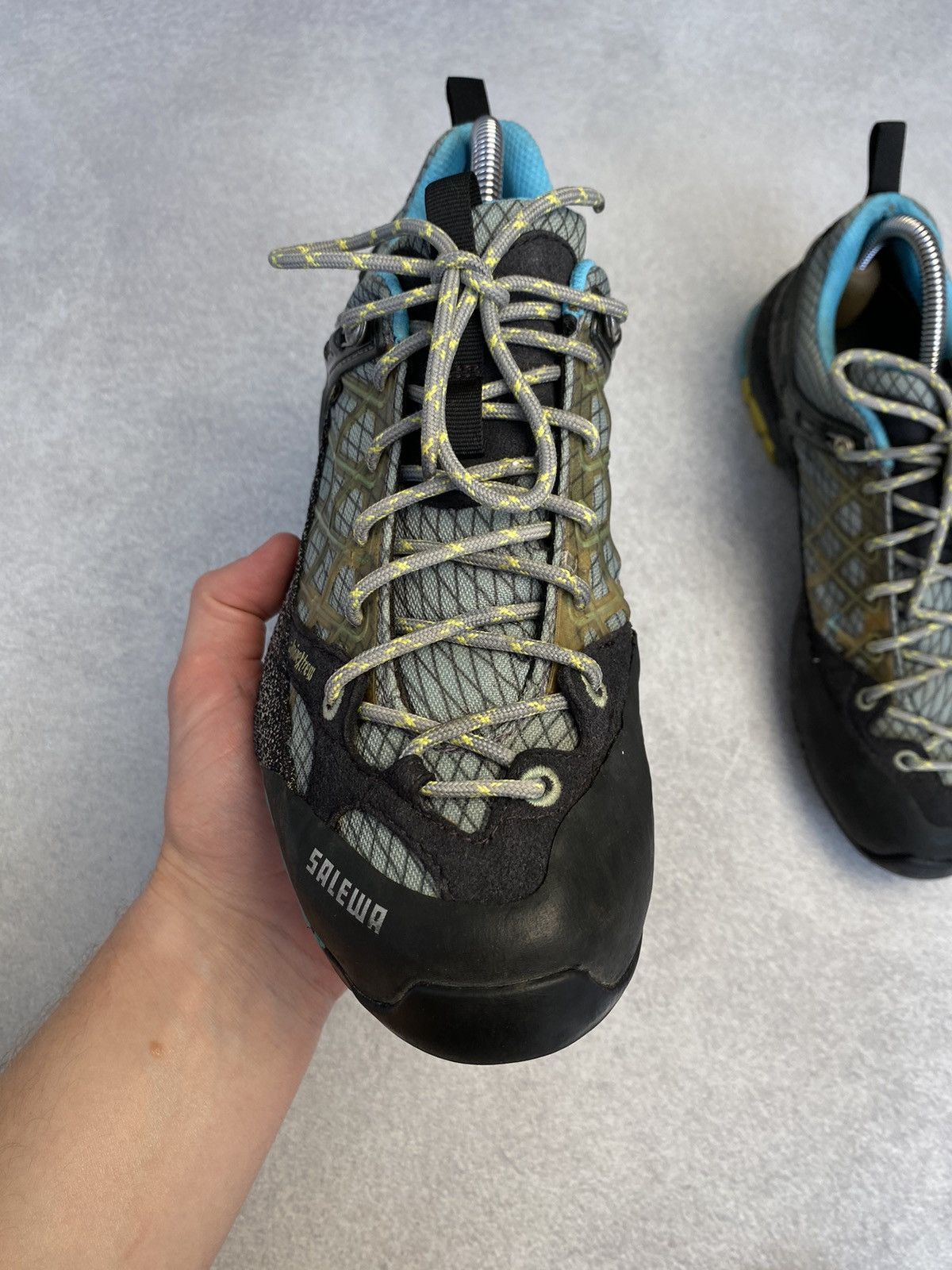 Vintage Vintage Salewa Gore-Tex Hiking Shoes trekking outdoor US8 Size US 8 / EU 41 - 6 Thumbnail