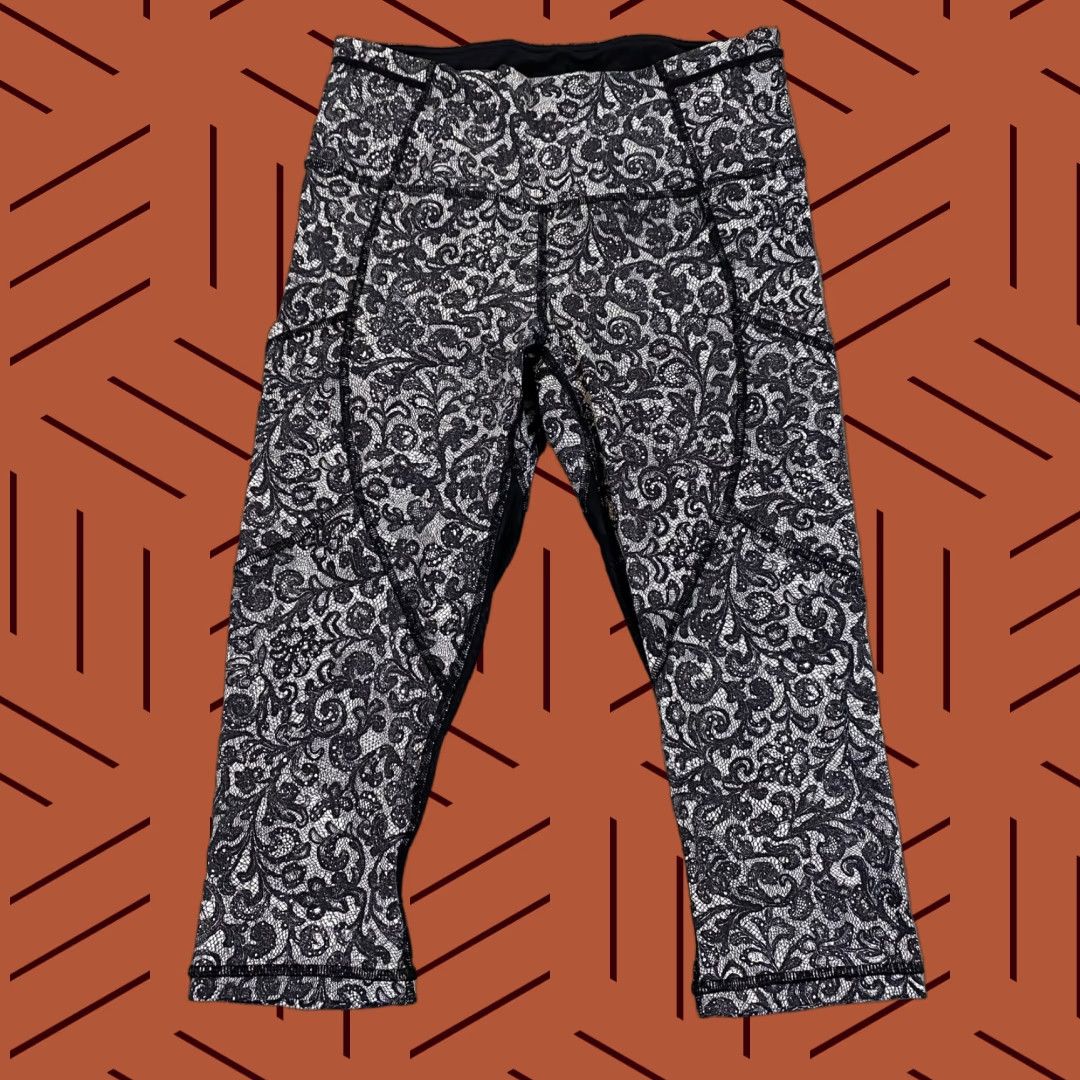 Lululemon Lululemon Leggings Womens 6 Wunder Under Black Floral Capris 16.5" Inseam Yoga Gym Running Size 28" / US 6 / IT 42 - 1 Thumbnail