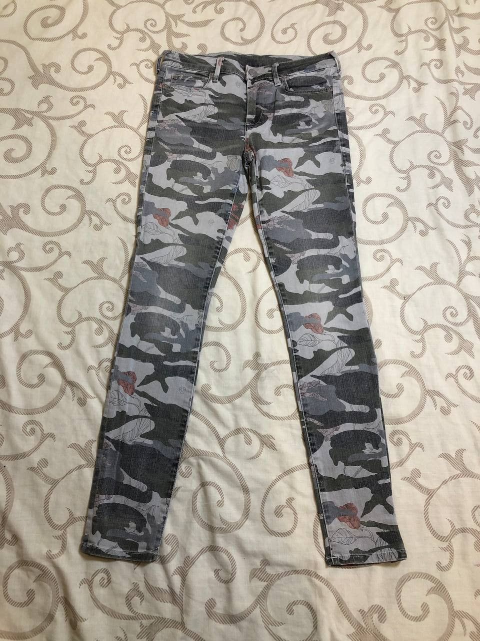 True Religion True Religion Moto Skinny Pants Camouflage jeans Size 27" / US 4 / IT 40 - 1 Thumbnail