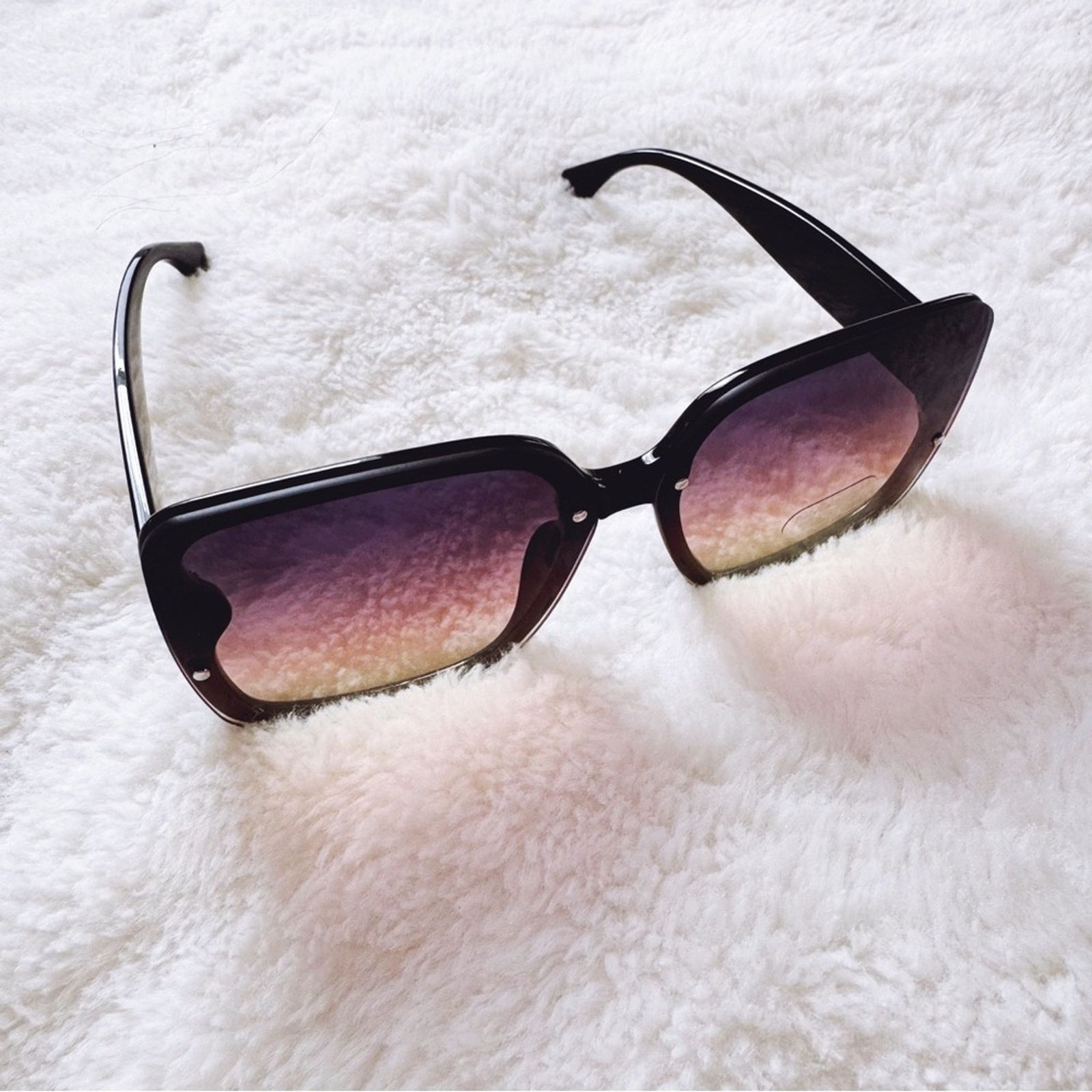 Other Abby Black & Pink Square Frame Sunglasses Size ONE SIZE - 6 Thumbnail