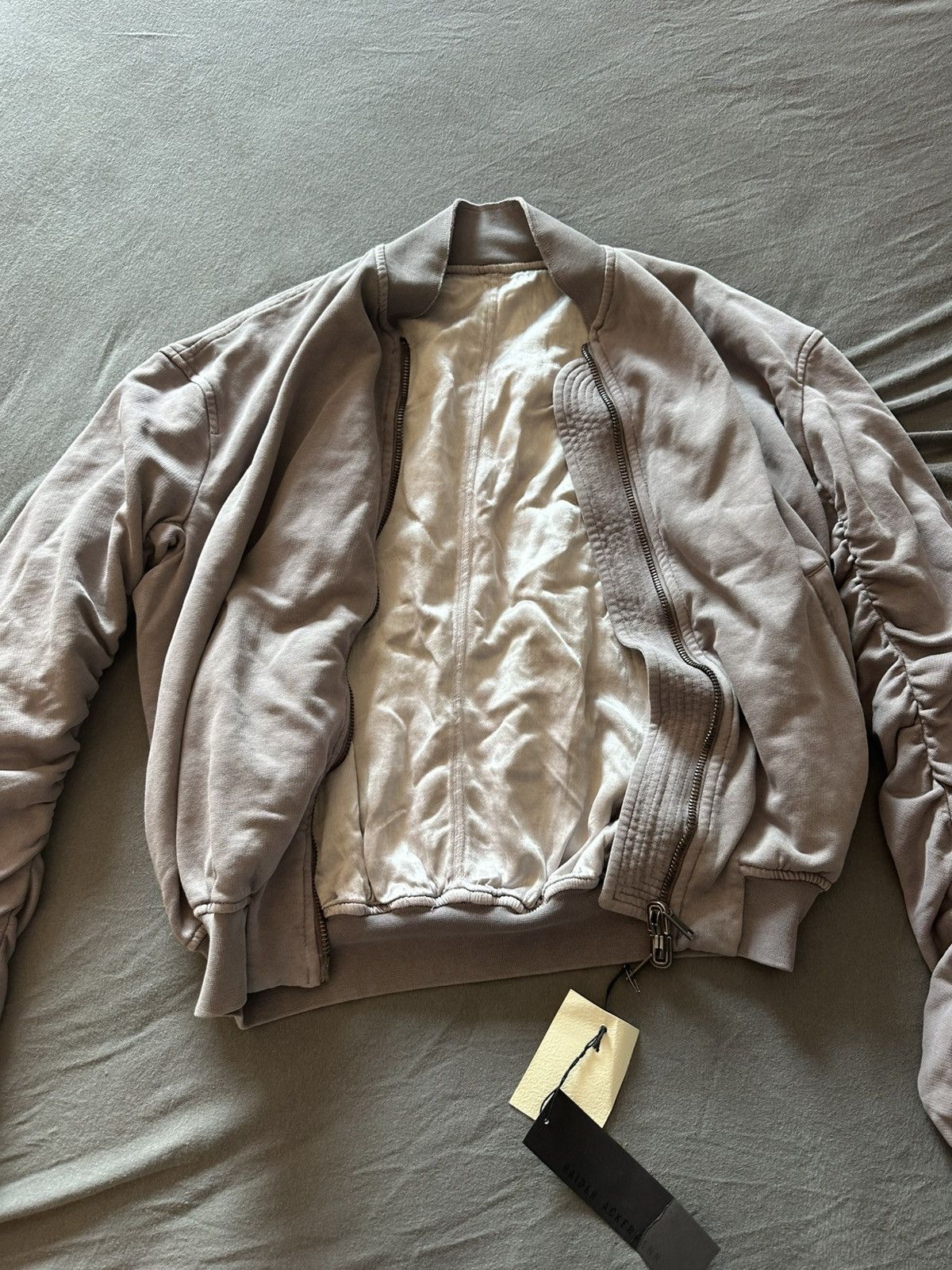 Haider Ackermann Haider Ackermann Reversible Perth Bomber Size US XXS / EU 40 - 3 Thumbnail