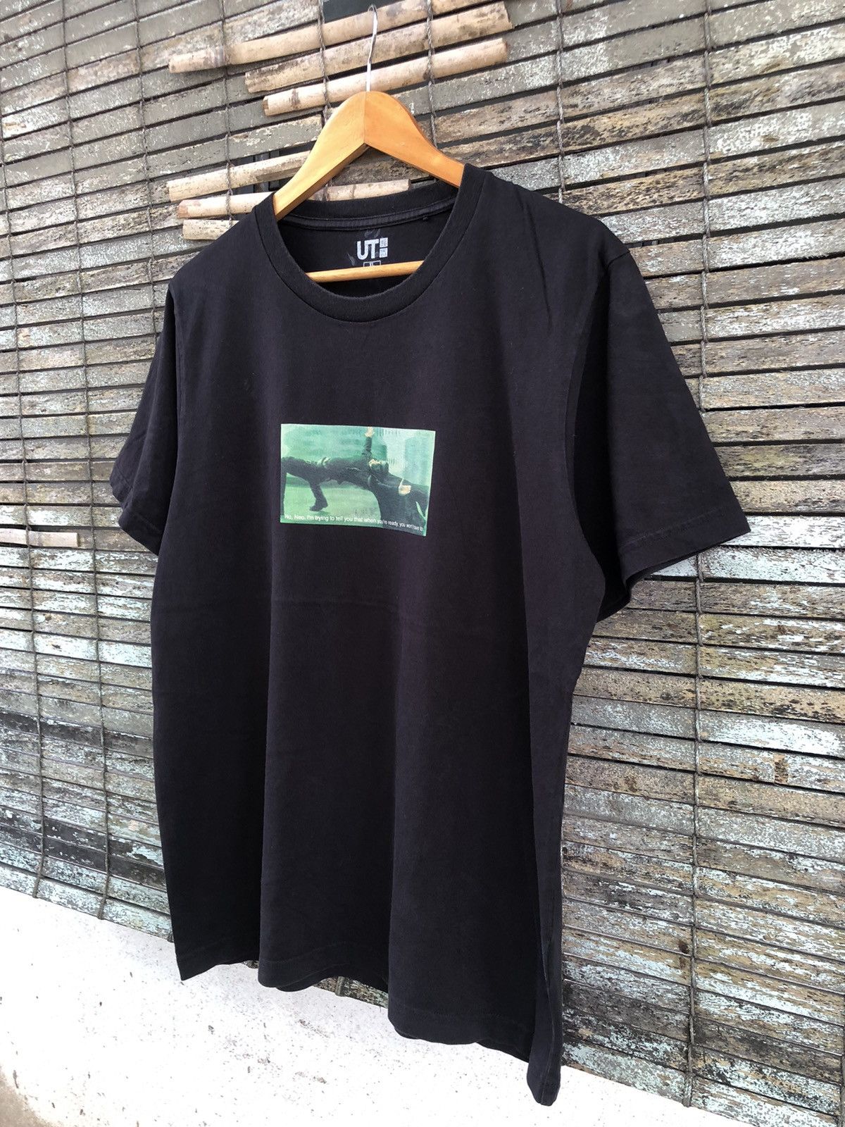Japanese Brand × Vintage UT Uniqlo X The Matrix Movie Tshirts Size US L / EU 52-54 / 3 - 5 Thumbnail