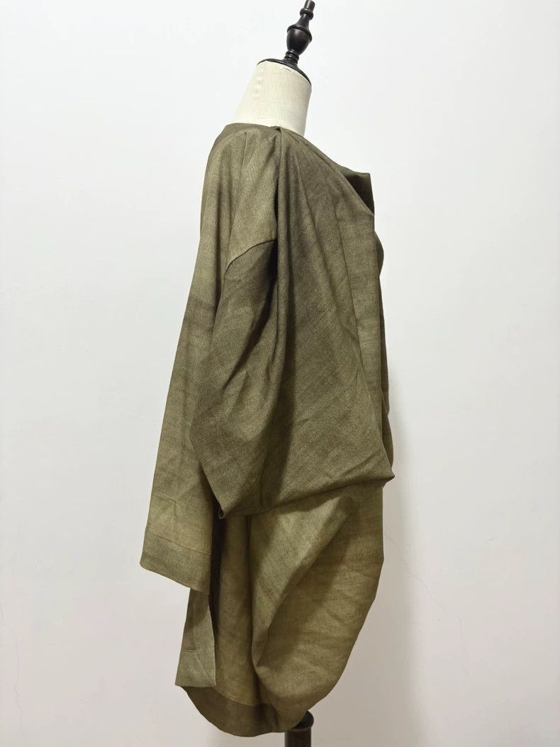 Vivienne Westwood Vivienne Westwood Irregularly cut short sleeves Size US M / EU 48-50 / 2 - 4 Thumbnail