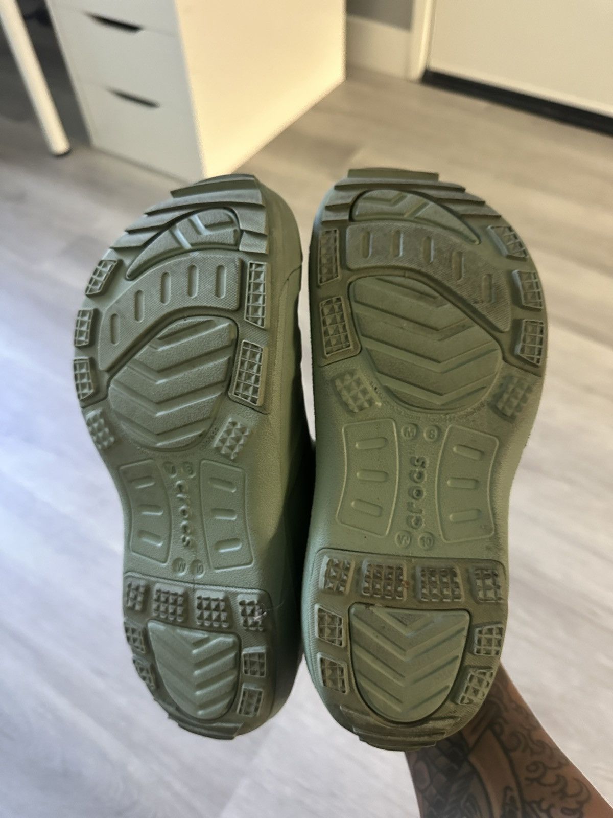 Crocs × Satisfy Satisfy x Crocs Size US 8 / EU 41 - 3 Thumbnail
