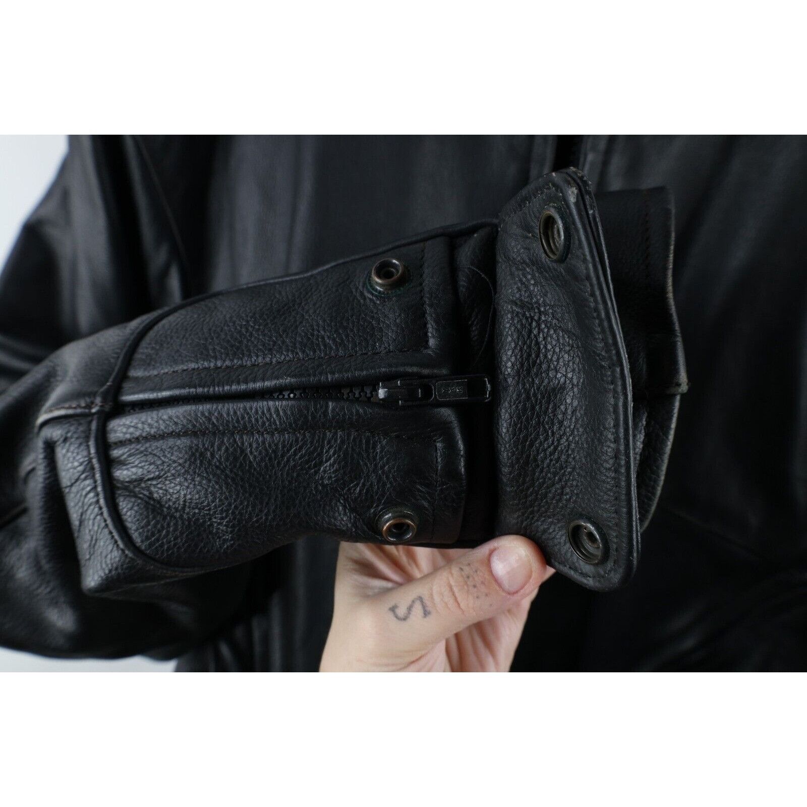 Vintage Vintage 90s Streetwear Heavyweight Leather Moto Jacket 3XL Size US XXL / EU 58 / 5 - 5 Thumbnail