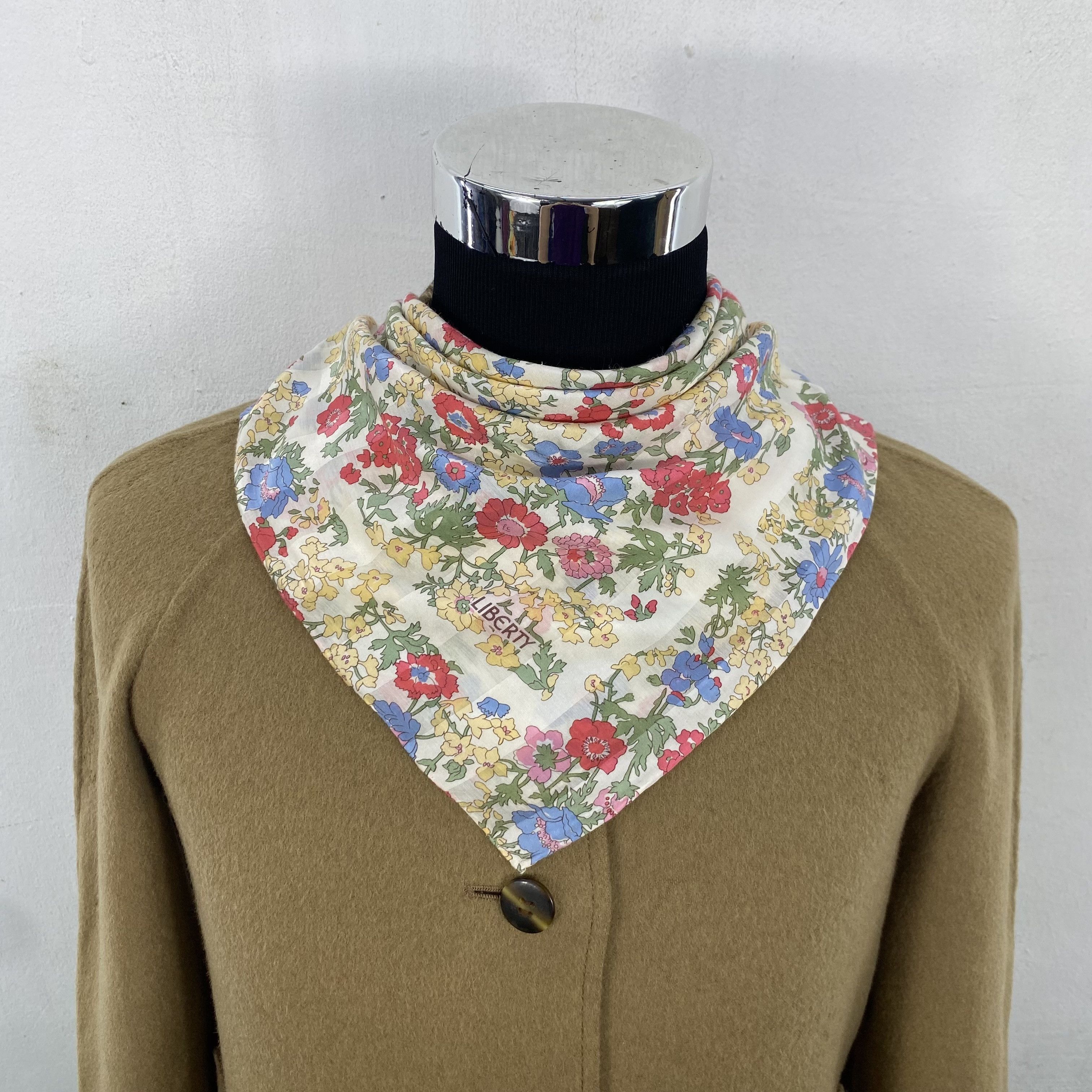 Liberty × Vintage Vintage Liberty Handkerchief Neckerchief Bandana H208P Size ONE SIZE - 1 Thumbnail
