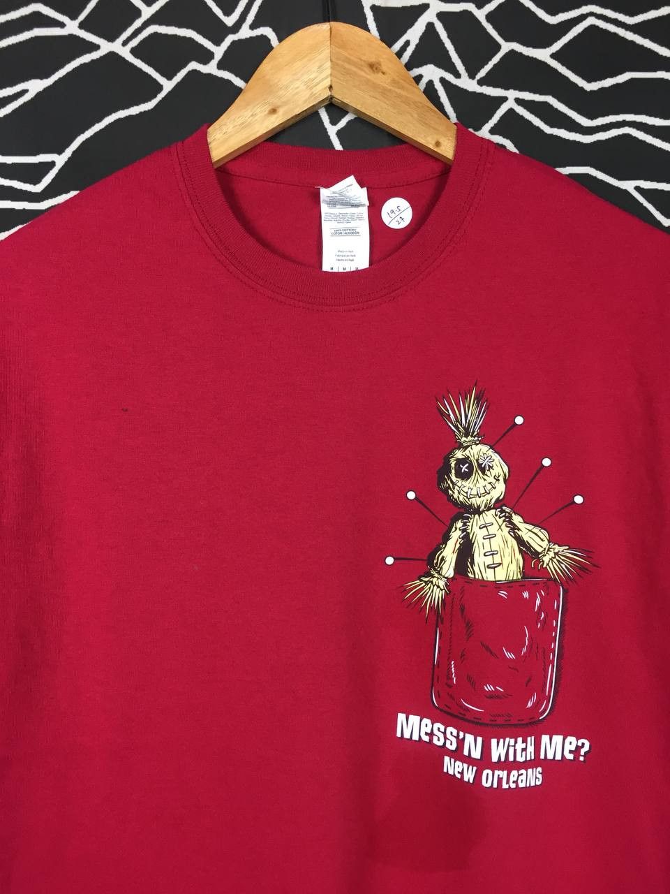 Gildan × Vintage New Orleans Voodoo Doll Mess'n With Me Graphic Tee Size US M / EU 48-50 / 2 - 6 Thumbnail