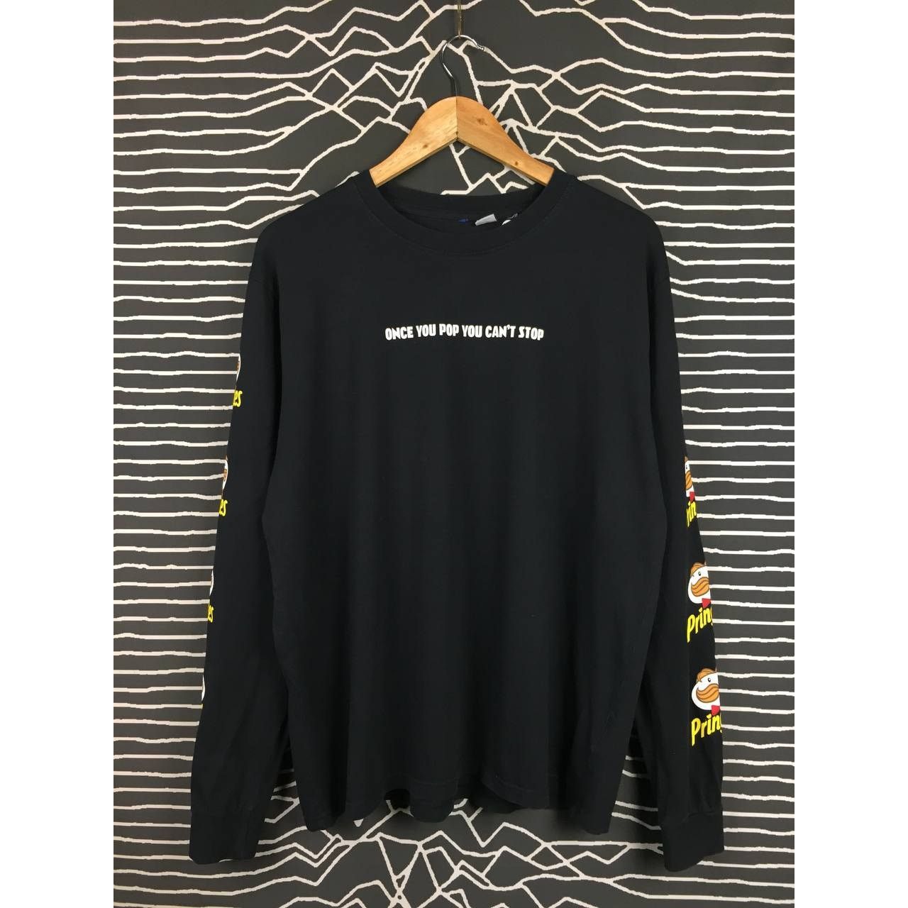 Divided × H&M H&M Pringles Potato Chips Once You Pop You Can't Stop Tee Size US L / EU 52-54 / 3 - 3 Thumbnail