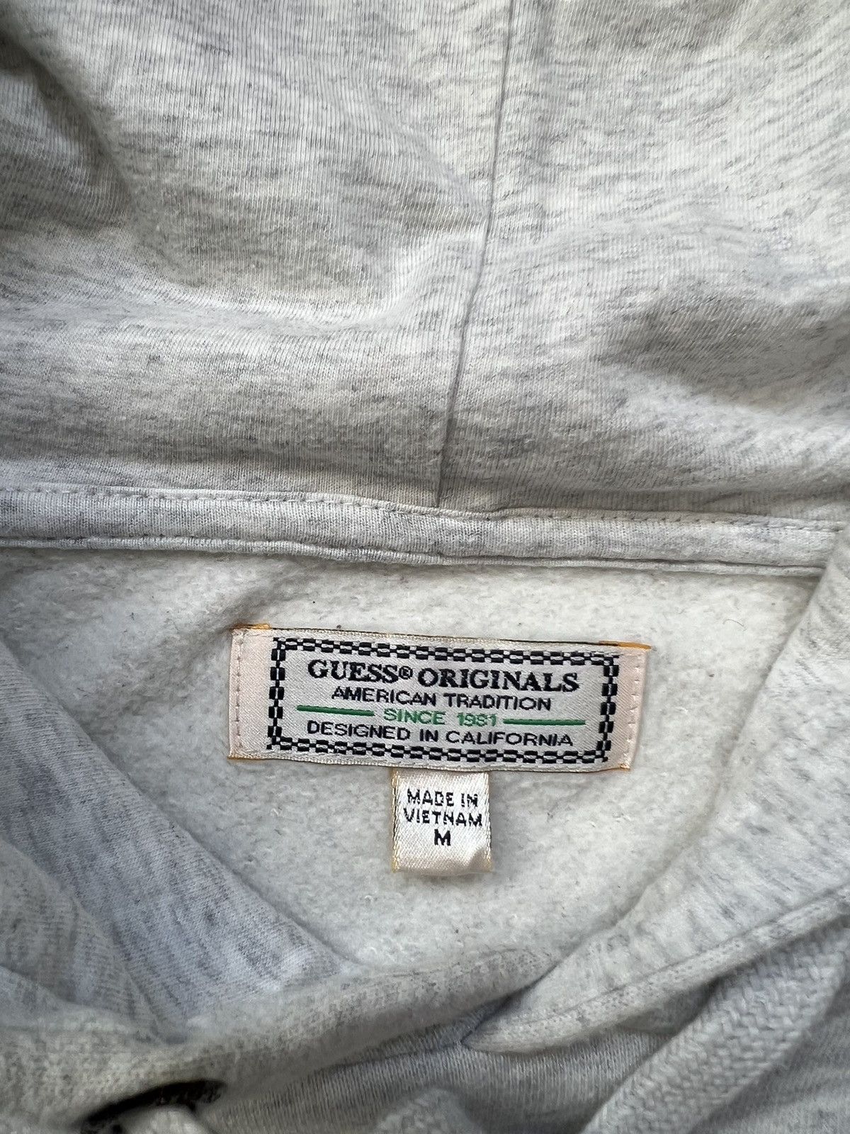 Guess × Vintage Y2K GUESS HOODIE Size US M / EU 48-50 / 2 - 4 Thumbnail