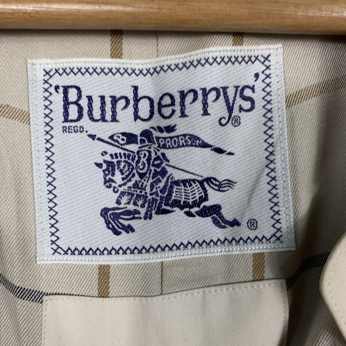 Burberry Burberrys Nova Check Trench Coat Size M / US 6-8 / IT 42-44 - 16 Thumbnail