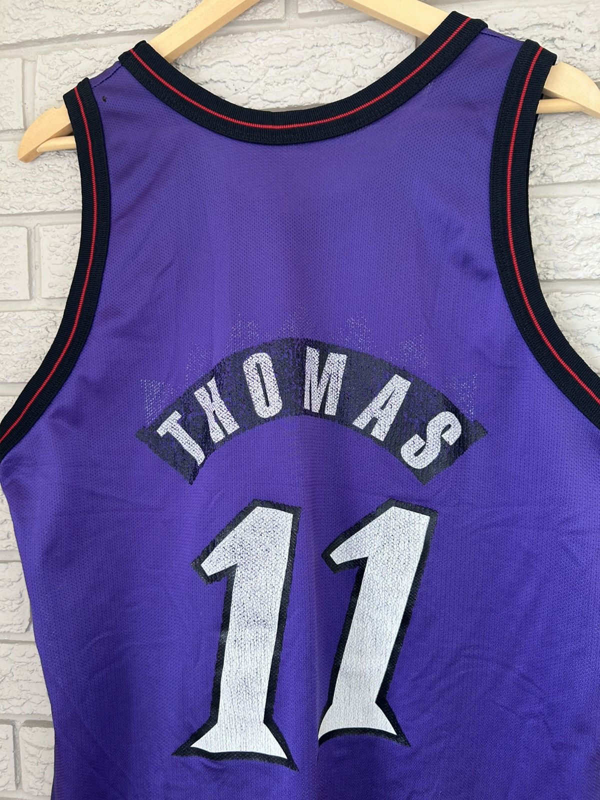 Champion × NBA × Vintage Vintage 90s Champion Toronto Raptors Isiah Thomas Jersey Size US M / EU 48-50 / 2 - 6 Thumbnail