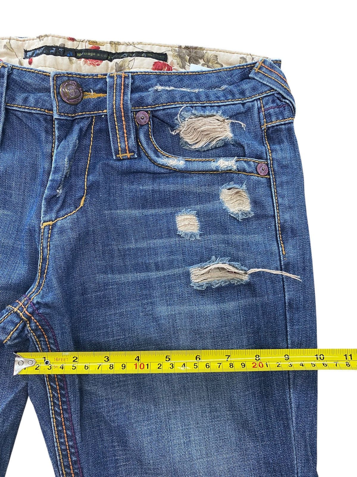 Japanese Brand Japanese Brand Blue Wash Ripped Style Flare Leg Jeans Size US 28 / EU 44 - 7 Thumbnail