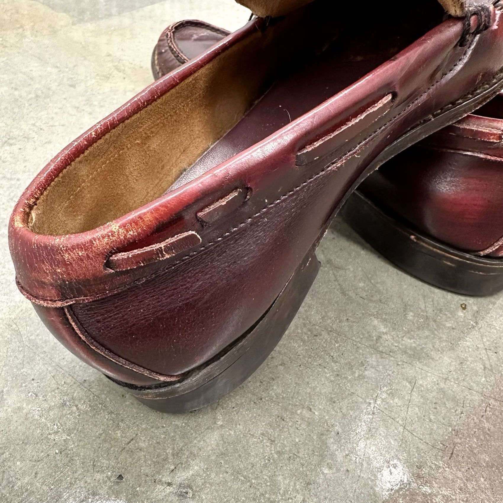 Vintage Vtg Handsewn Oxblood Leather Moccasin Loafer USA Men’s Size 11 D Brown Tassled Dress Loafer 70s 80s College Going Out Mens Size US 11 / EU 44 - 5 Thumbnail