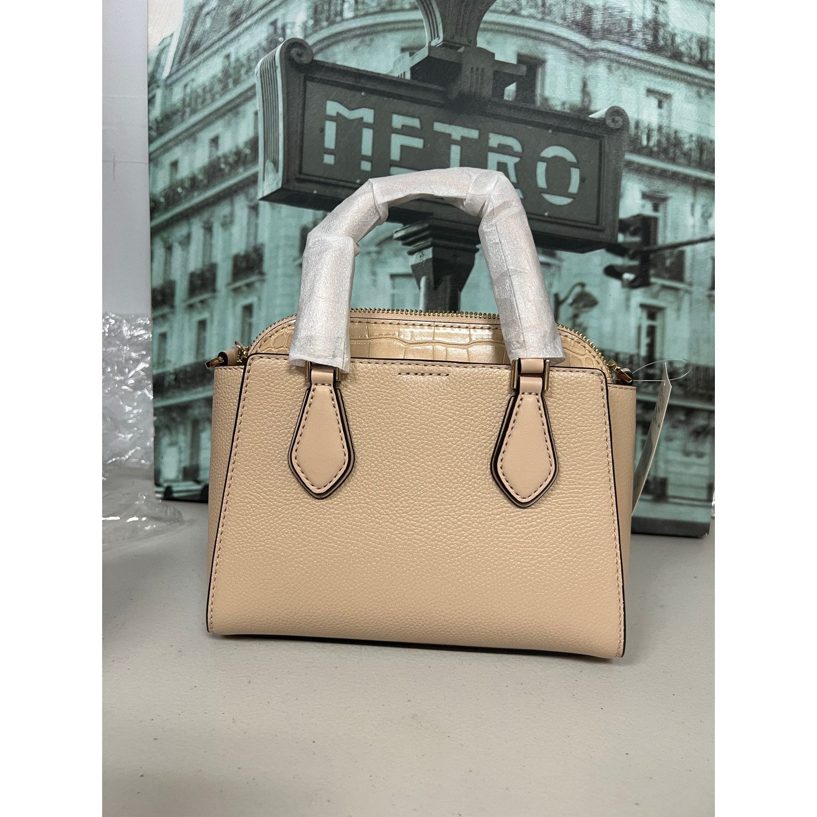 Michael Kors Michael Kors Daria 35T1GDIS5E Small 2IN1 Satchel In Buff Size ONE SIZE - 2 Thumbnail