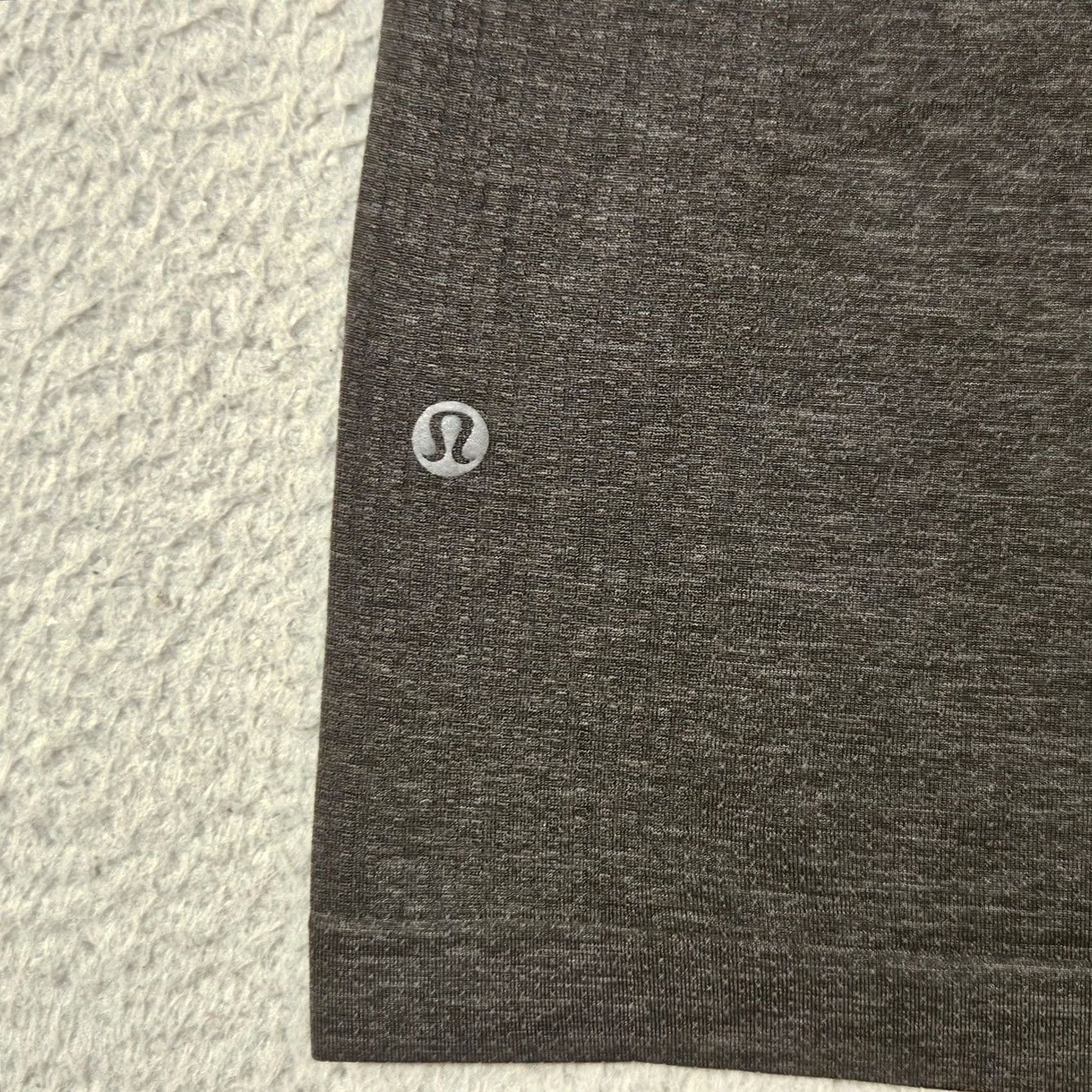 Lululemon Lululemon Black Short Sleeve Solid Metal Tech Polo Shirt Mens L Size US L / EU 52-54 / 3 - 4 Thumbnail
