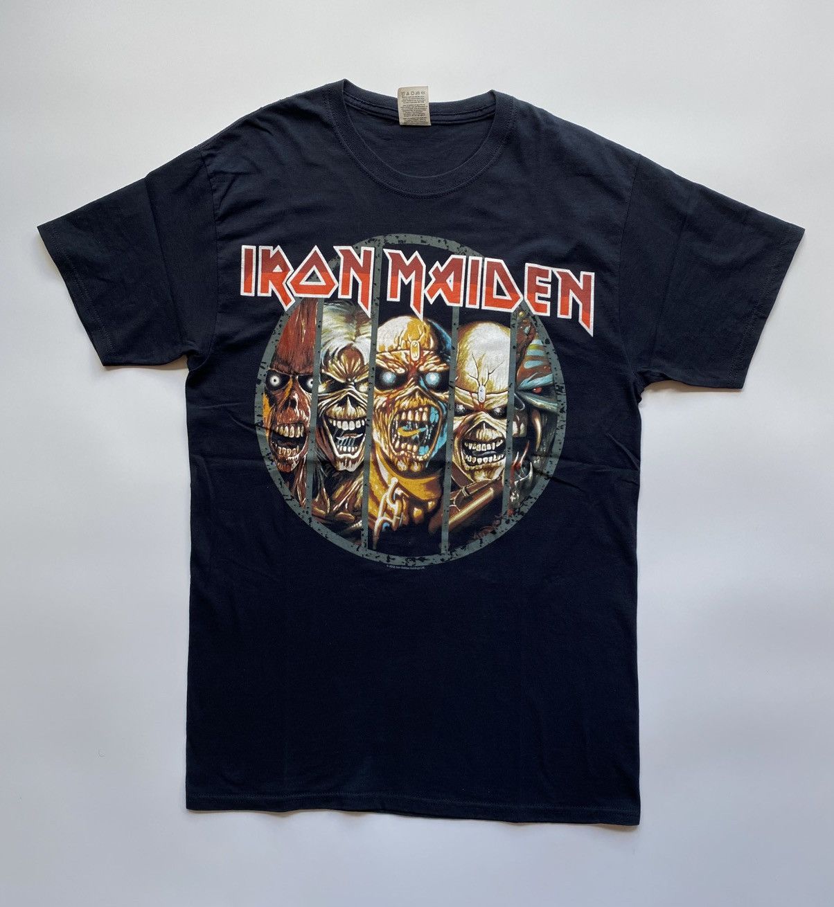 Band Tees IRON MAIDEN Size US M / EU 48-50 / 2 - 1 Thumbnail