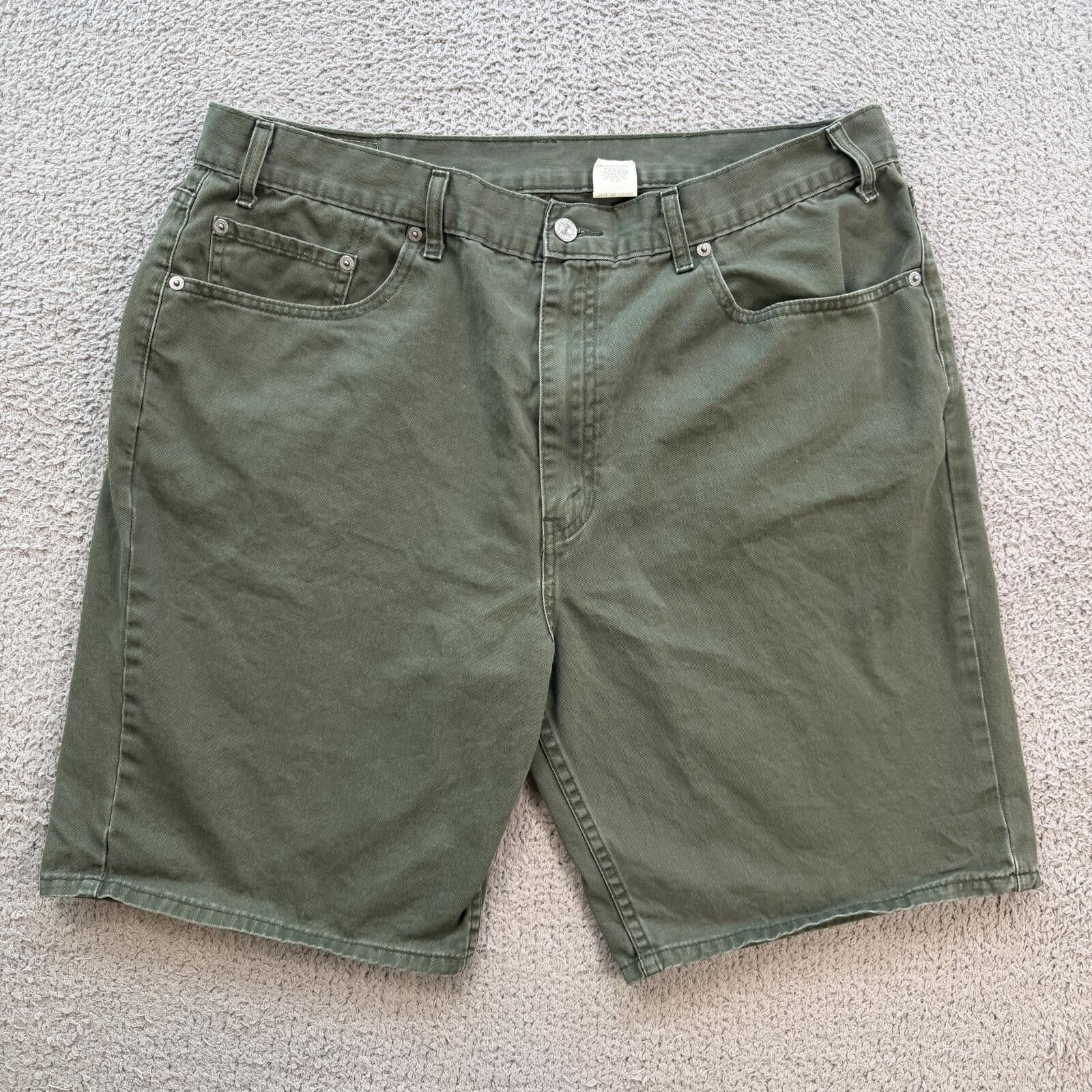 Levi's Levi’s 505 Olive Green Denim Shorts Mens W40 Baggy Skater Size US 40 / EU 56 - 1 Thumbnail