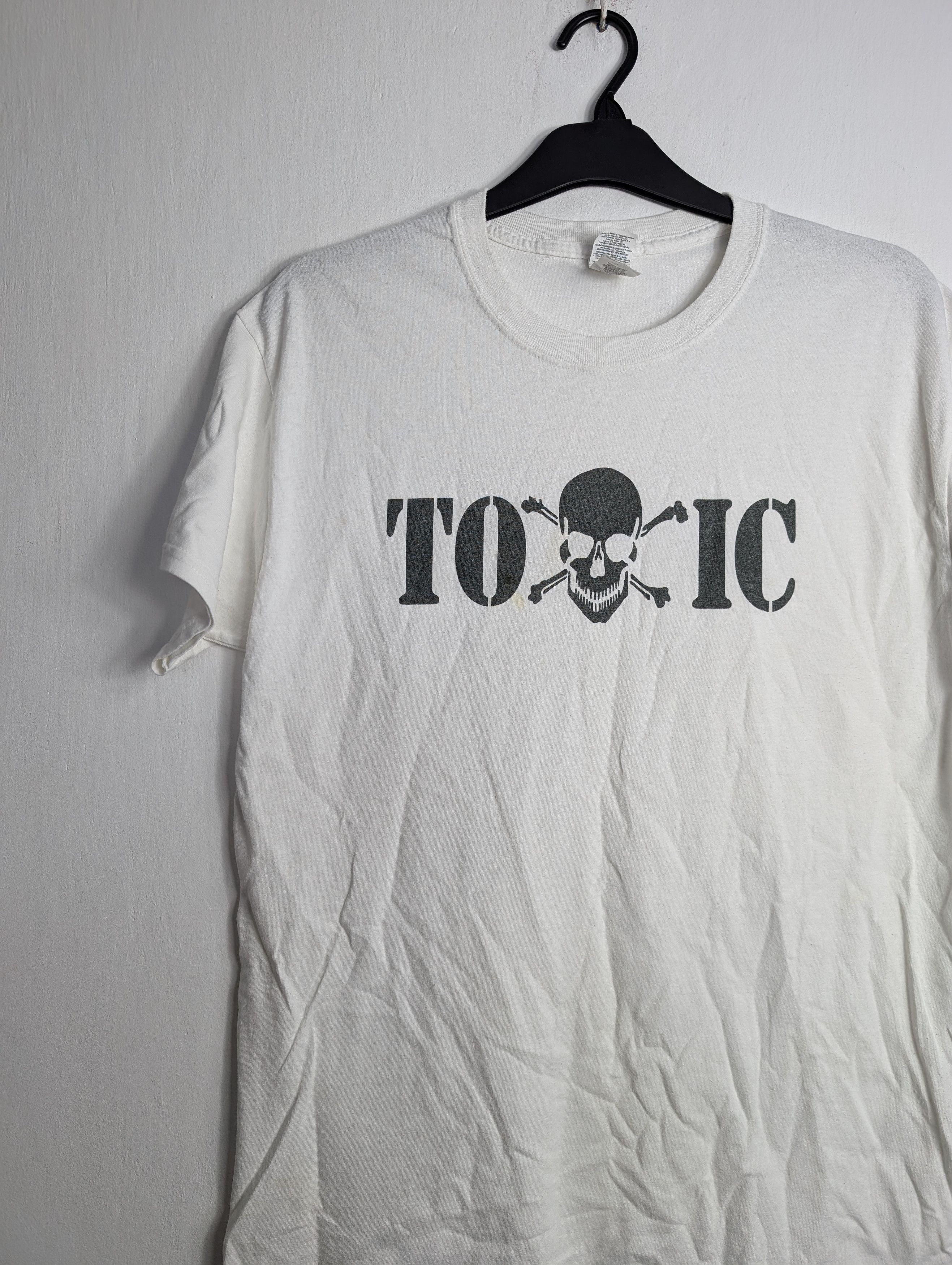 Vintage Toxic Skull Graphic Tee White Goth Grunge Streetwear Retro Size US L / EU 52-54 / 3 - 2 Thumbnail