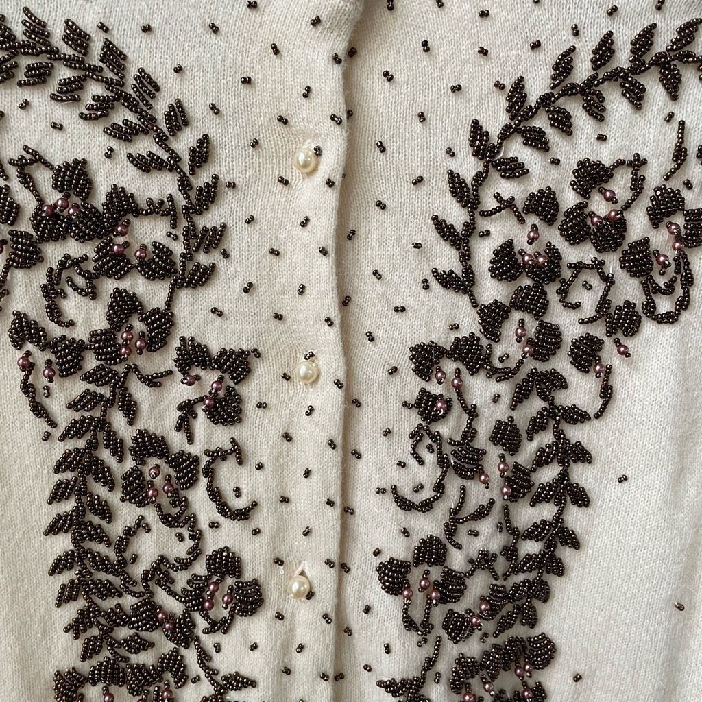 Vintage New NOS NWT Vintage 50s Beaded Pearl Button Cardigan Ivory B Size S / US 4 / IT 40 - 5 Thumbnail