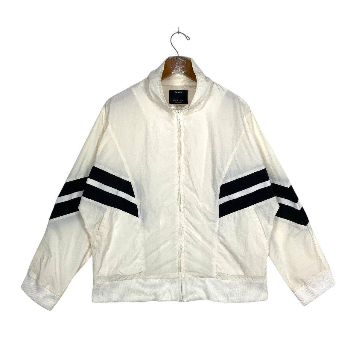 Bershka Rare‼️ Bershka Light Jacket Size US S / EU 44-46 / 1 - 1 Thumbnail
