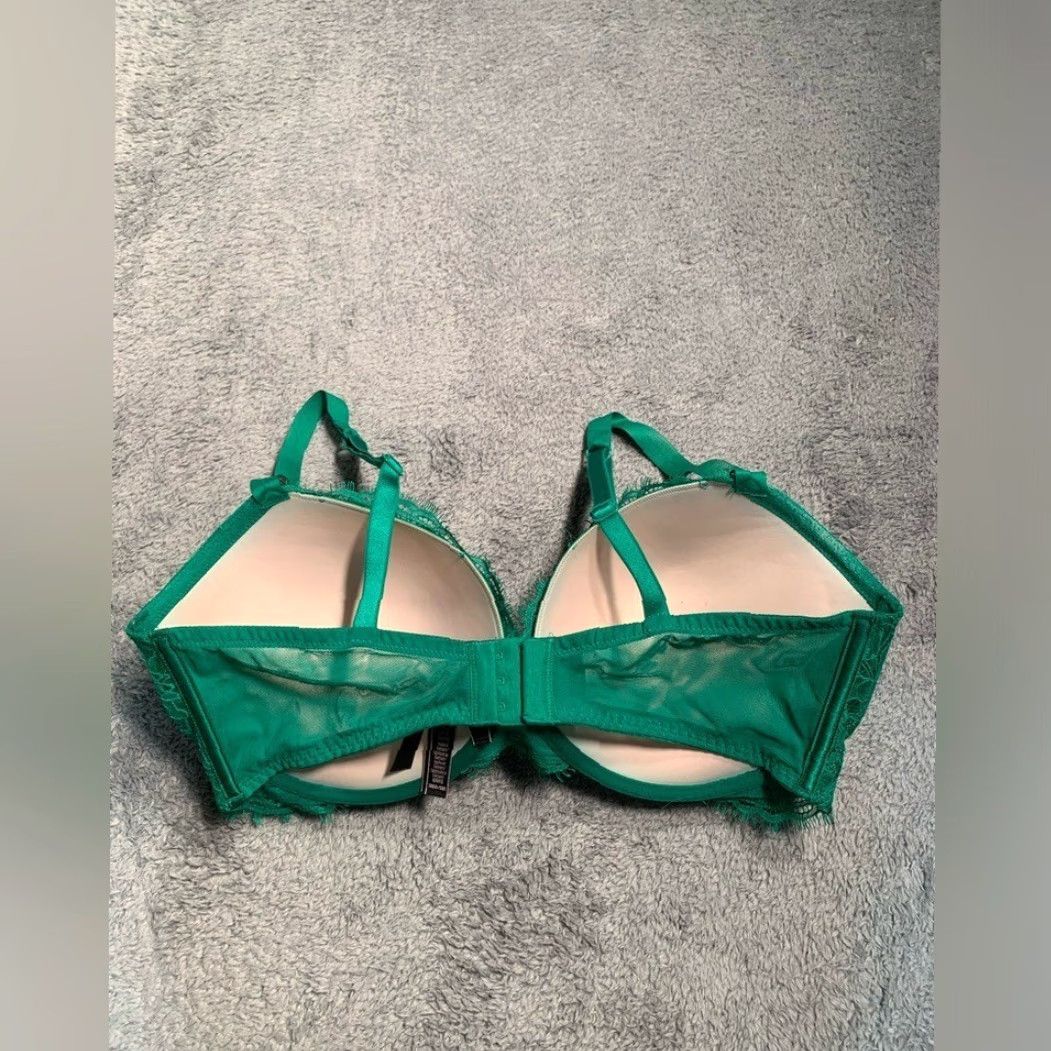 Victoria's Secret Victoria's Secret Green Plus Size Push Up Bra 38DD User: Victoria's Secret Green Push Up Bra 38DD Size ONE SIZE - 4 Thumbnail