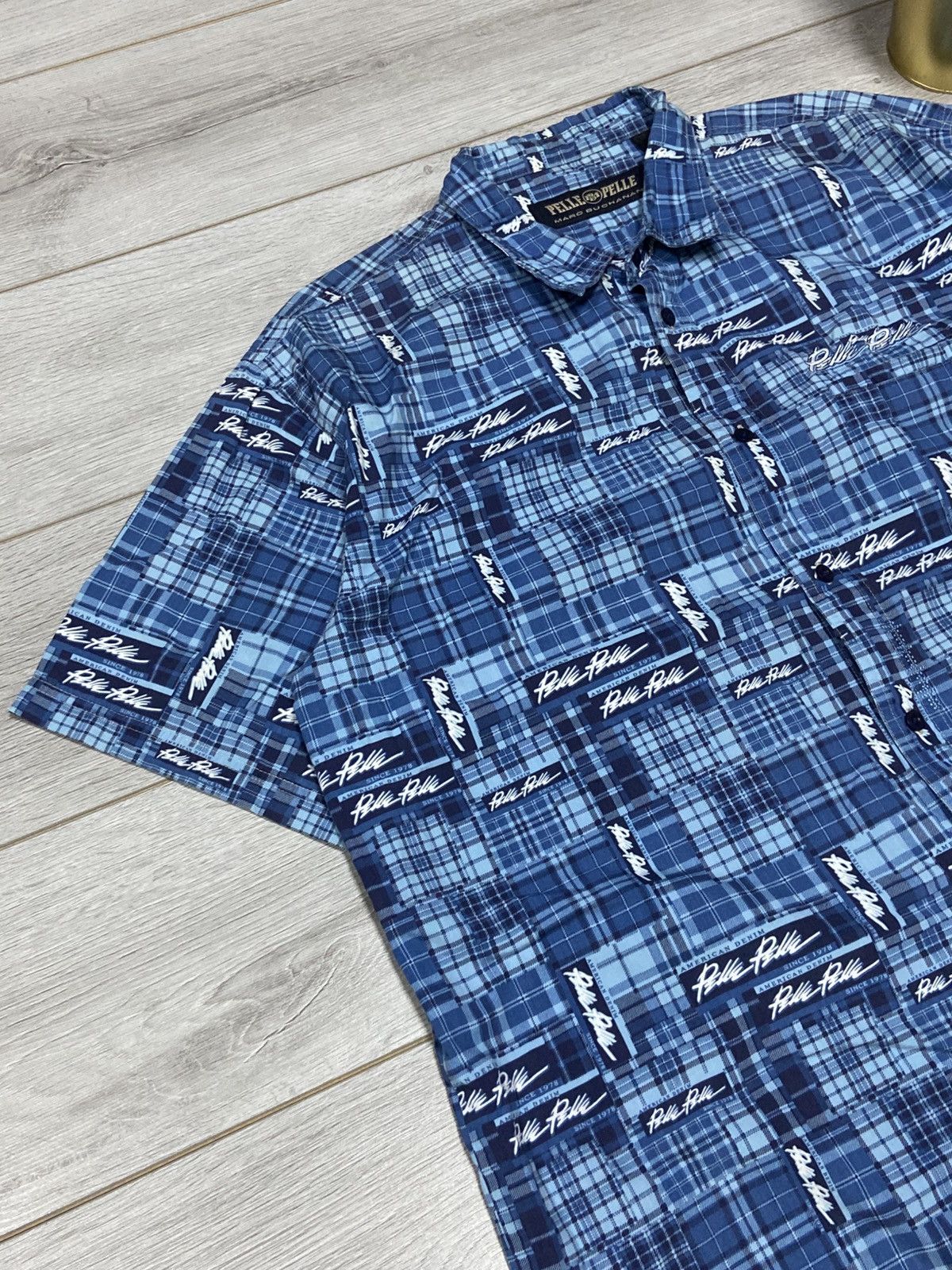Pelle Pelle Pelle Pelle 🎶 Marc Buchanan monogram shirt buttons Size US XL / EU 56 / 4 - 3 Thumbnail
