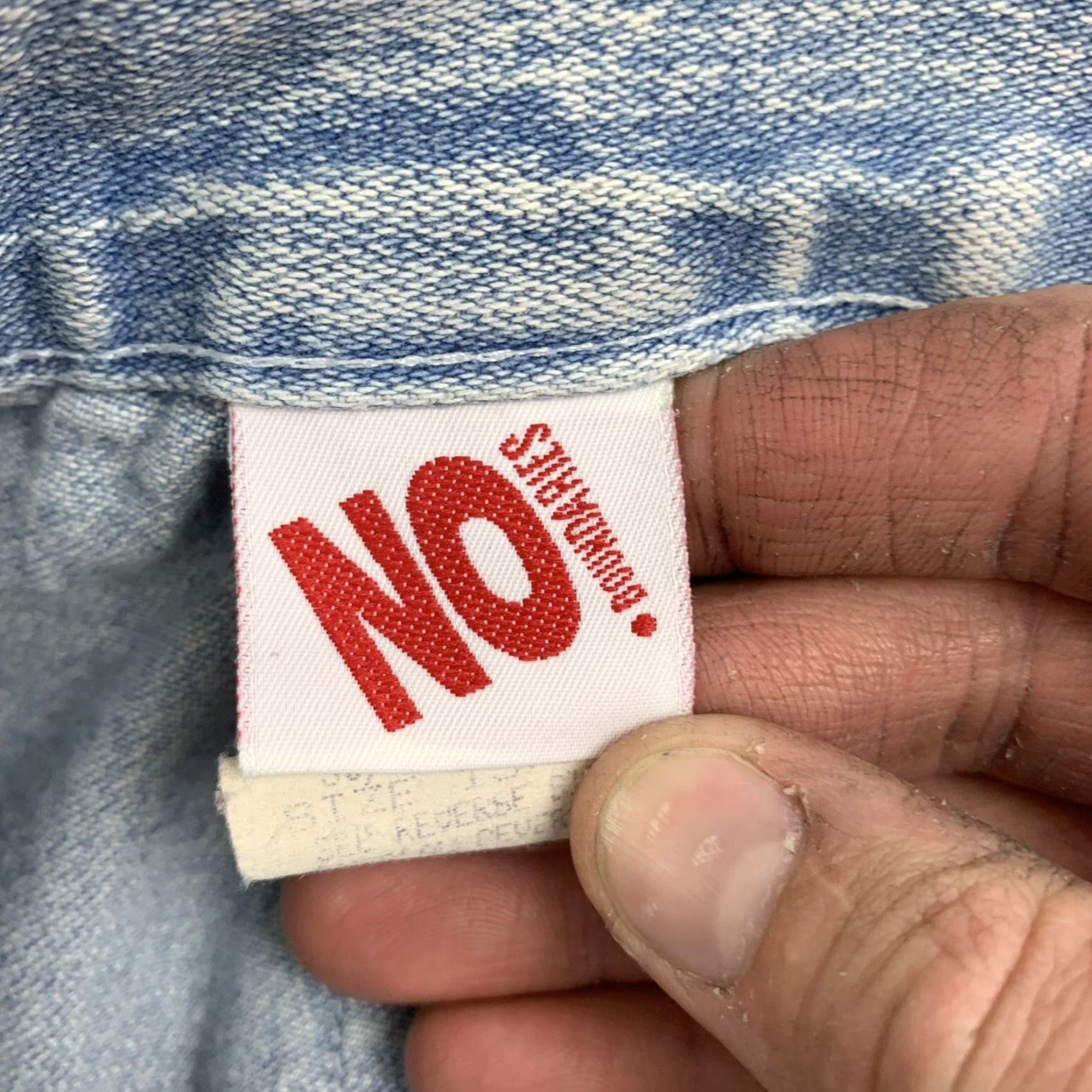 Vintage VINTAGE No Boundaries Jeans Womens 16 Blue Worn Thrashed Faded Y2K 90s VTG - Straight, Pockets, Zip, Button, Regular - 90s American Era Women’s Jeans Size 38" / US 16 / IT 52 - 5 Thumbnail