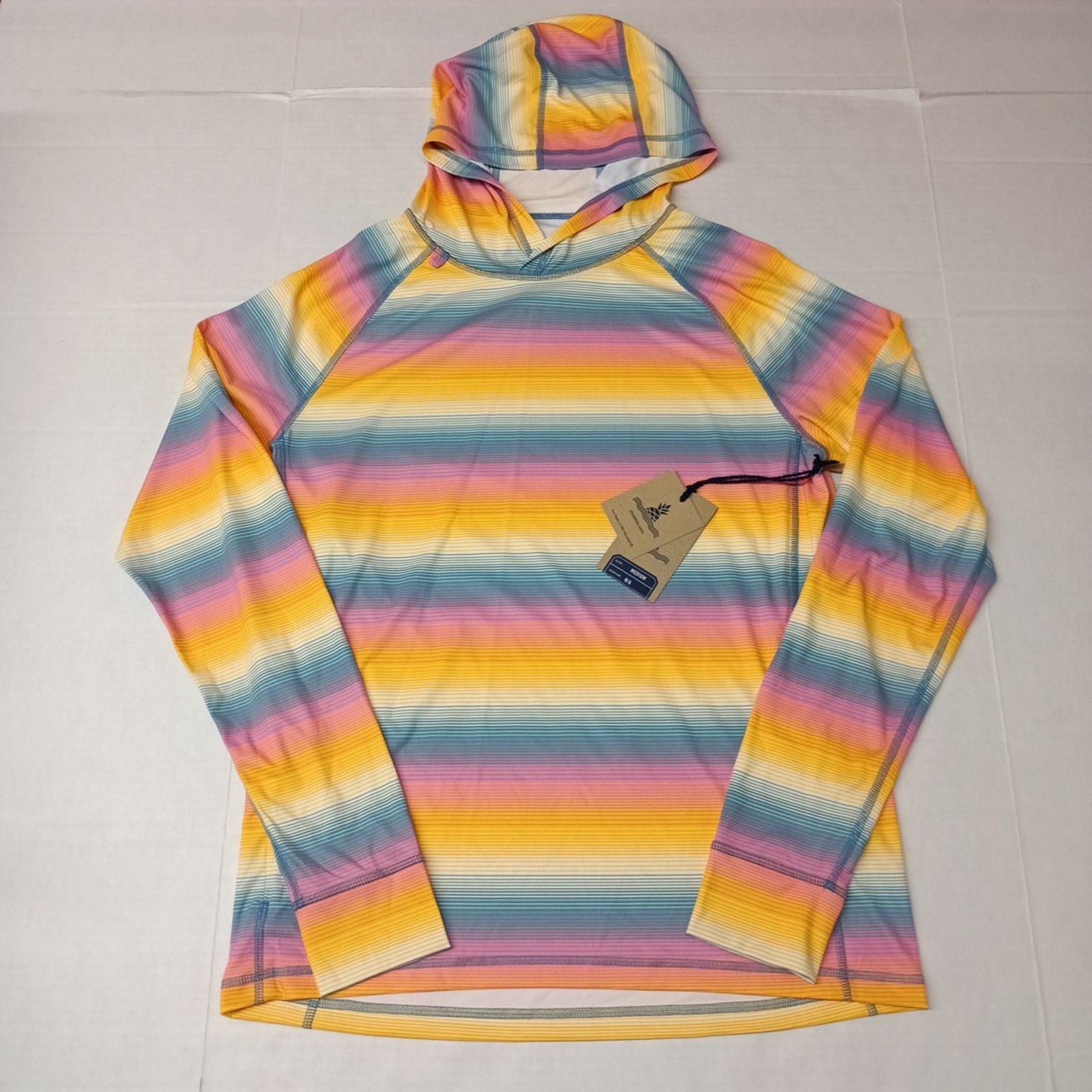 Chubbies Chubbies The Malibu Sunset Sun Hoodie Men's Size M UPF 50 Size US M / EU 48-50 / 2 - 1 Thumbnail