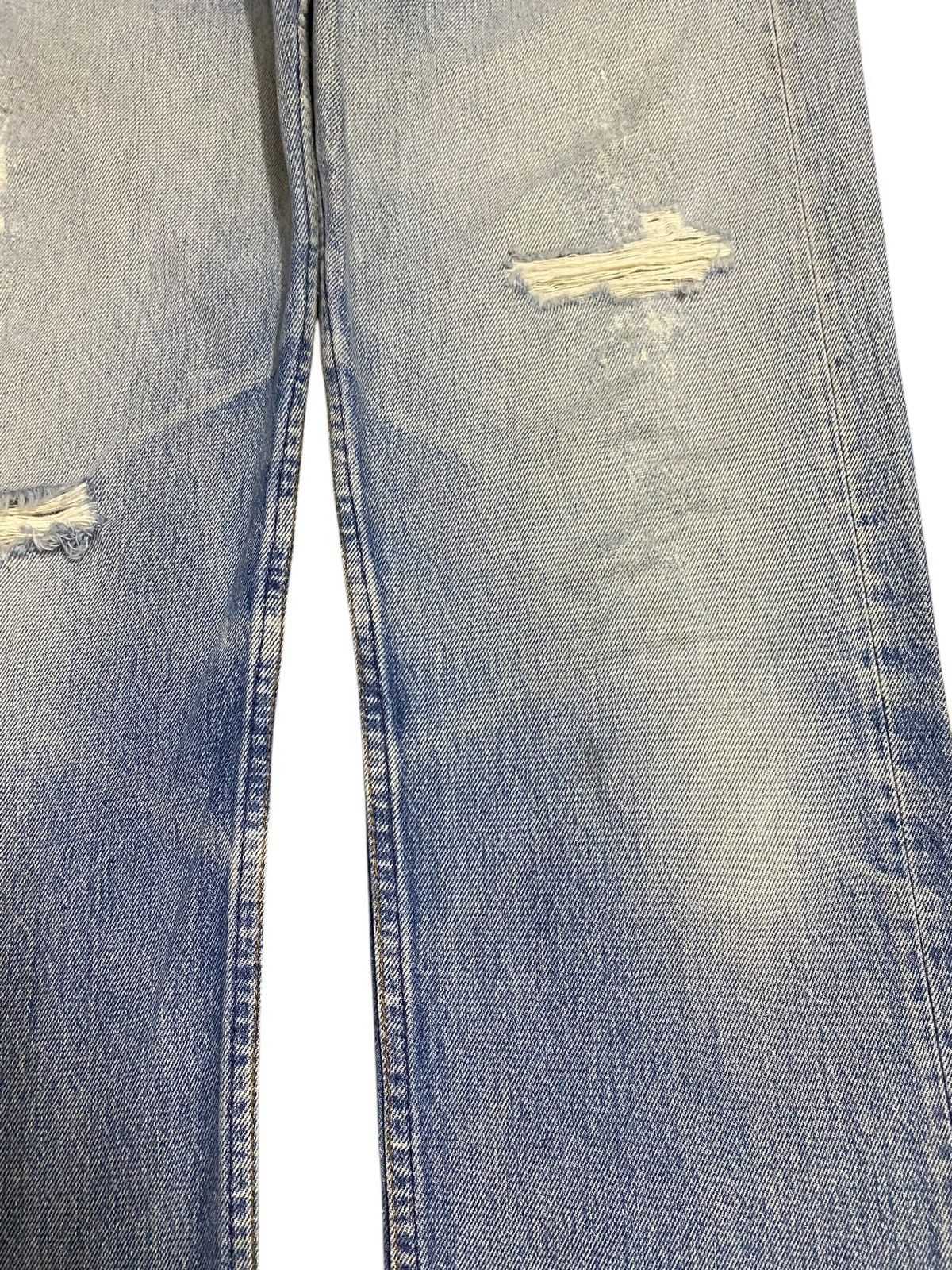 Levi's Vintage Clothing Vintage Levis 501 80’s Button 501 Distressed Loose Jeans Size US 32 / EU 48 - 8 Thumbnail