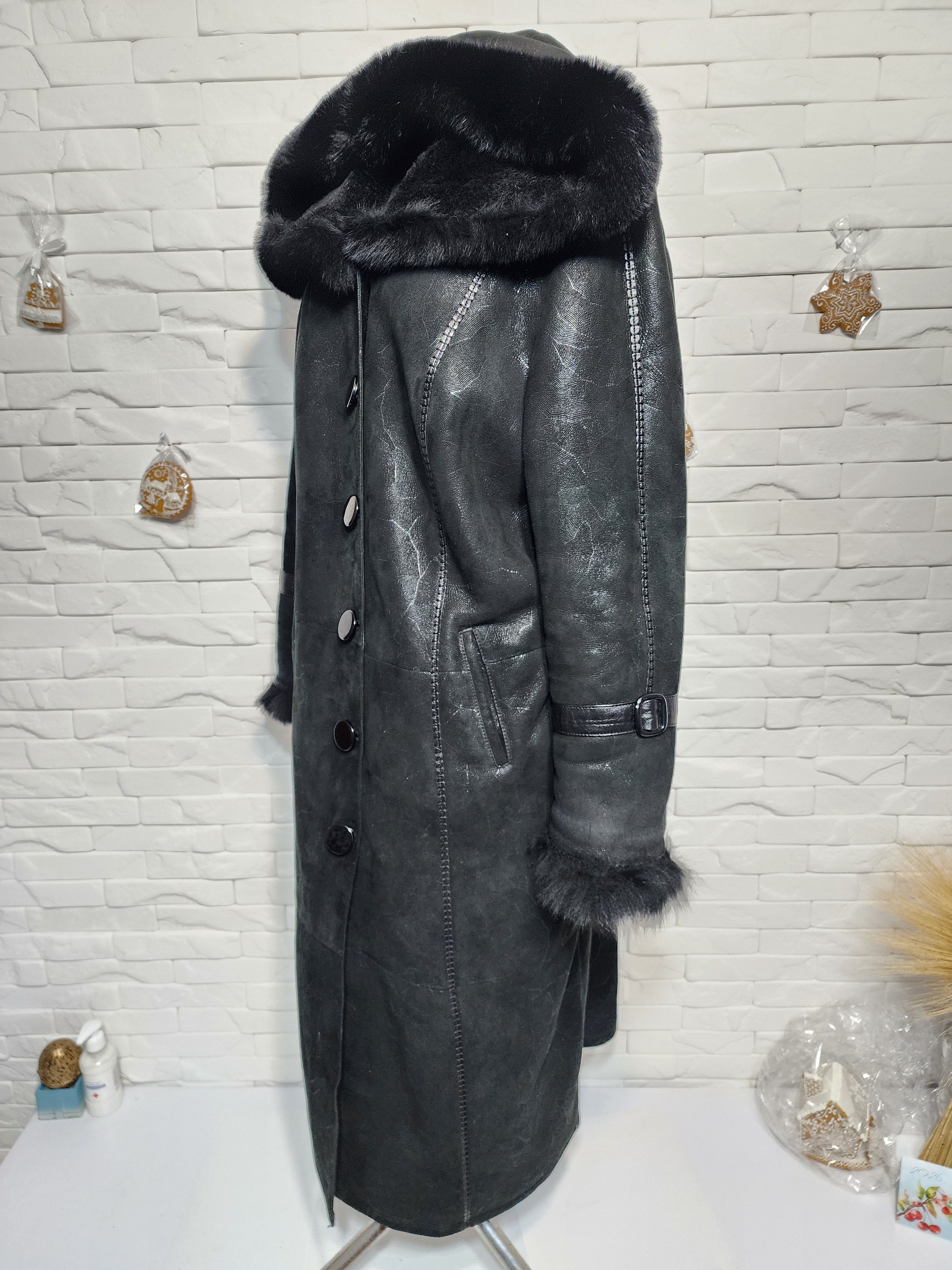 Furla Black Sheepskin Coat: Women's Genuine Fur Trim, Warm Hood Size 3XL / US 20-22 - 2 Thumbnail