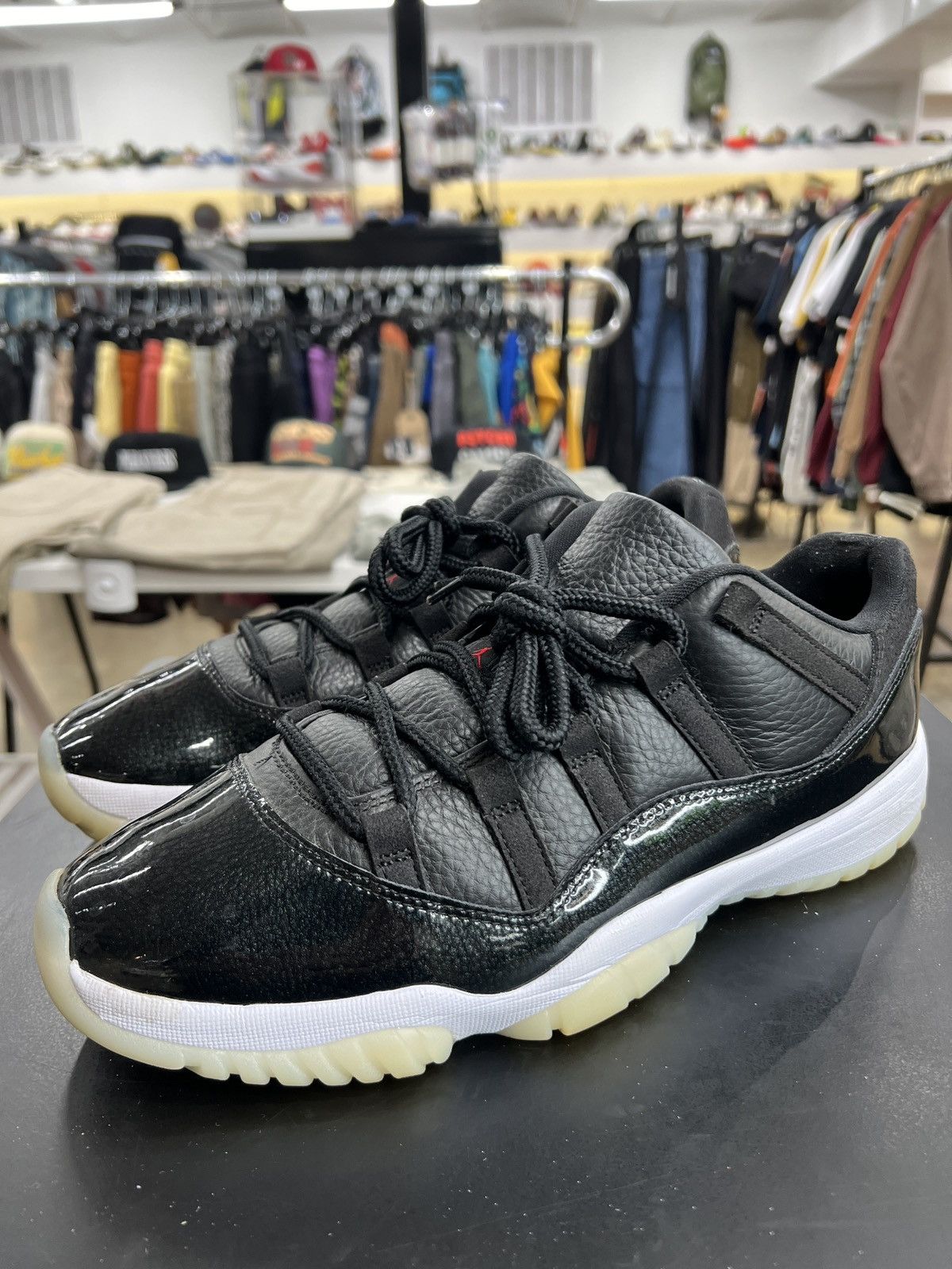 Jordan 11 10.5 store