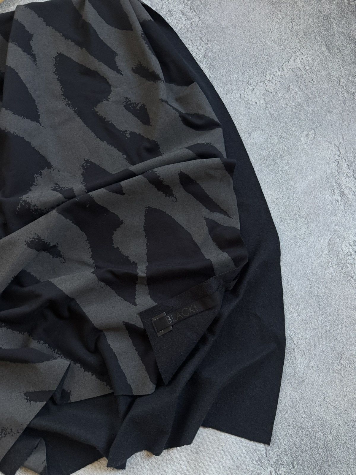 Other Black by kenm avantgarde oversized scarf 🧣 long scarves Size ONE SIZE - 3 Thumbnail