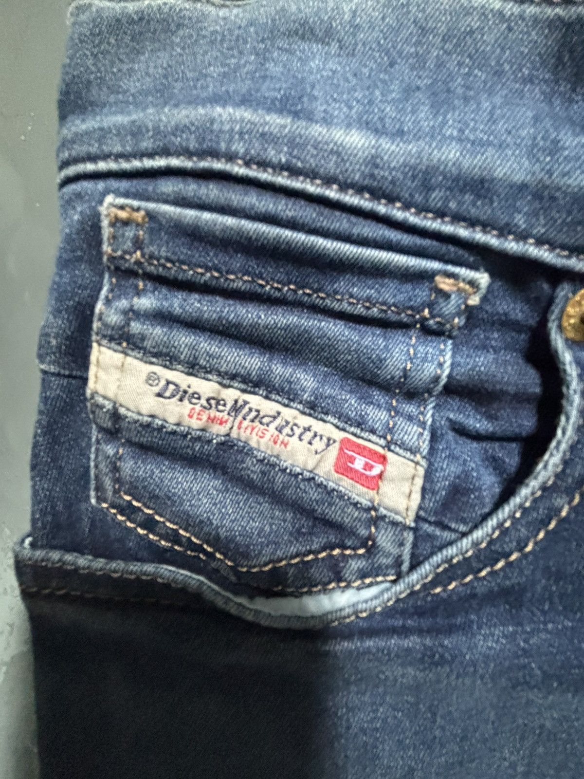 Diesel Italian brand blue jeans Size 30" / US 8 / IT 44 - 2 Thumbnail