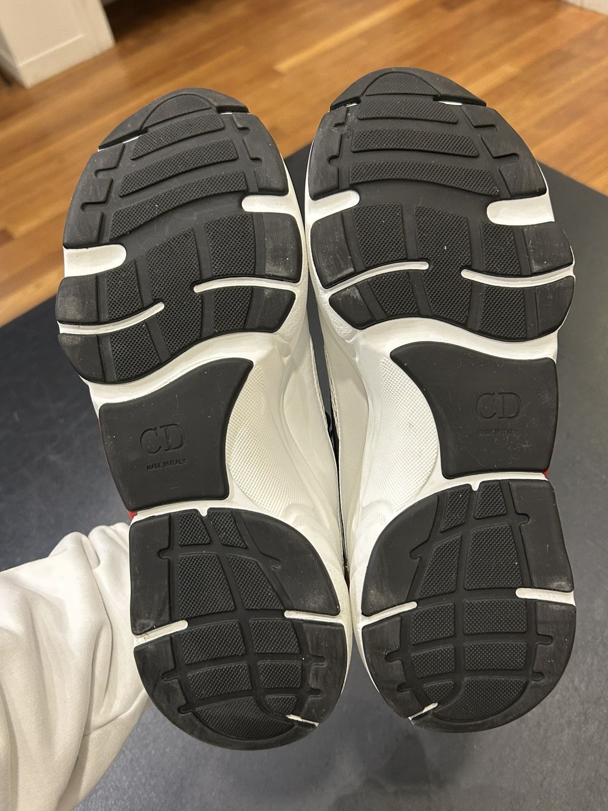 Dior Dior B22 White/Neon Size US 11 / EU 44 - 7 Thumbnail