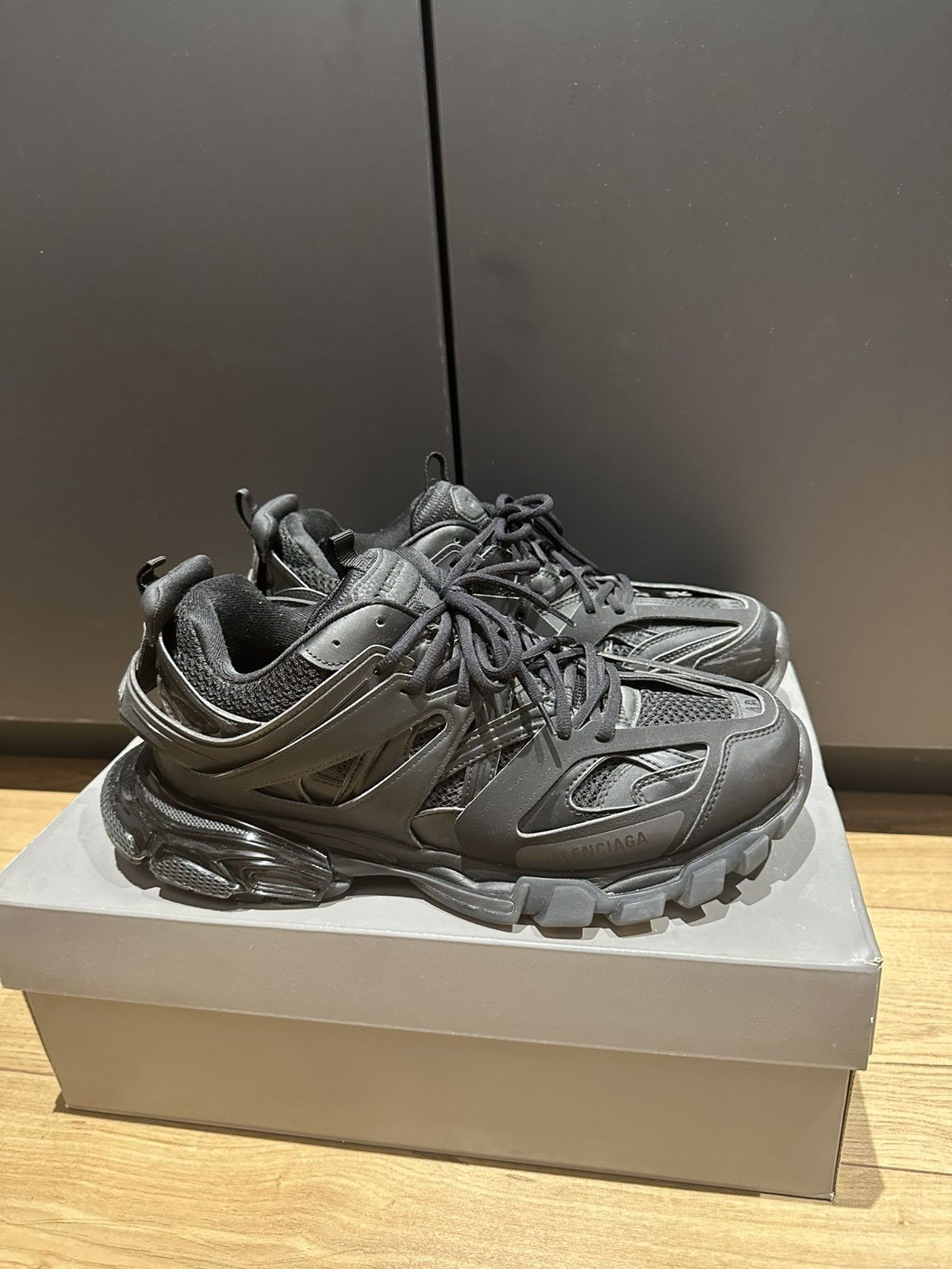 Balenciaga Balenciaga Track 46 Size US 13 / EU 46 - 1 Thumbnail