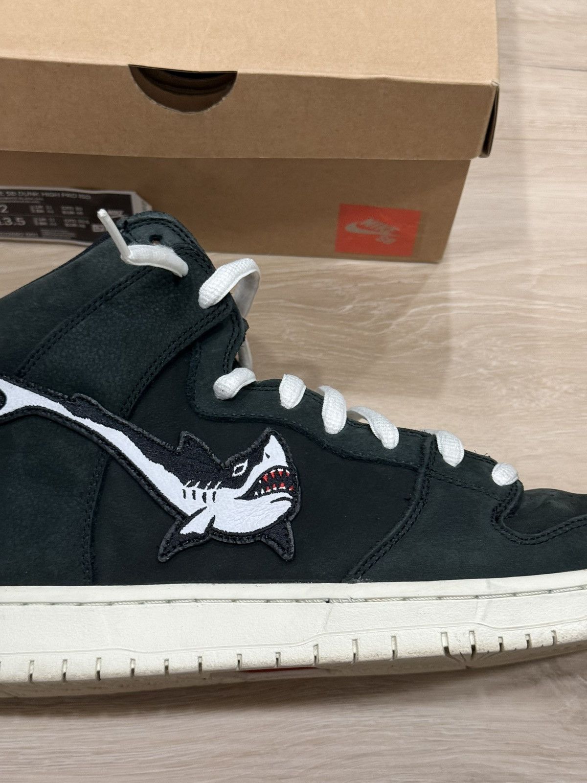 Nike Nike SB Dunk Hi ‘Oski Shark’ Sneakers Size US 12 / EU 45 - 7 Thumbnail