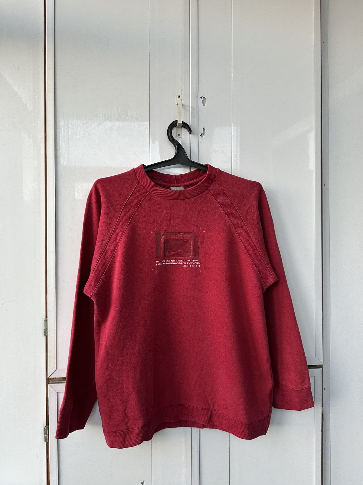 Nike Vintage Nike Rubber Centre Logo Size US M / EU 48-50 / 2 - 1 Thumbnail