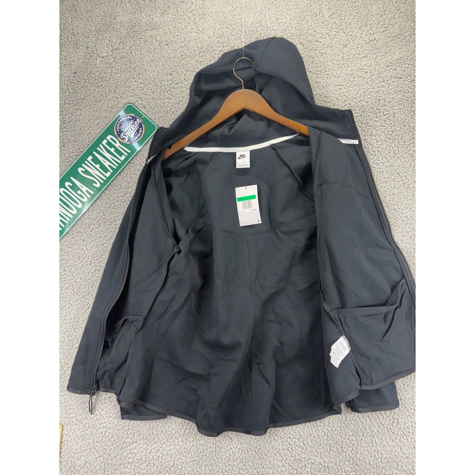 Nike Nike Tech Fleece Windrunner Jacket Womens Extra Large Black Size XL / US 12-14 / IT 48-50 - 8 Thumbnail