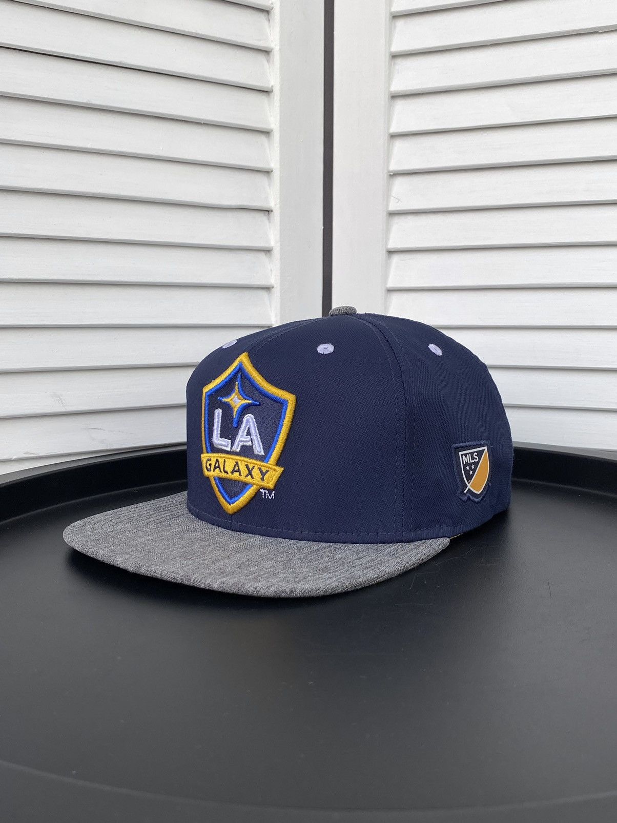 Adidas Adidas LA Galaxy MLS Fan Soccer Snapback Draft Hat Cap Size ONE SIZE - 2 Thumbnail